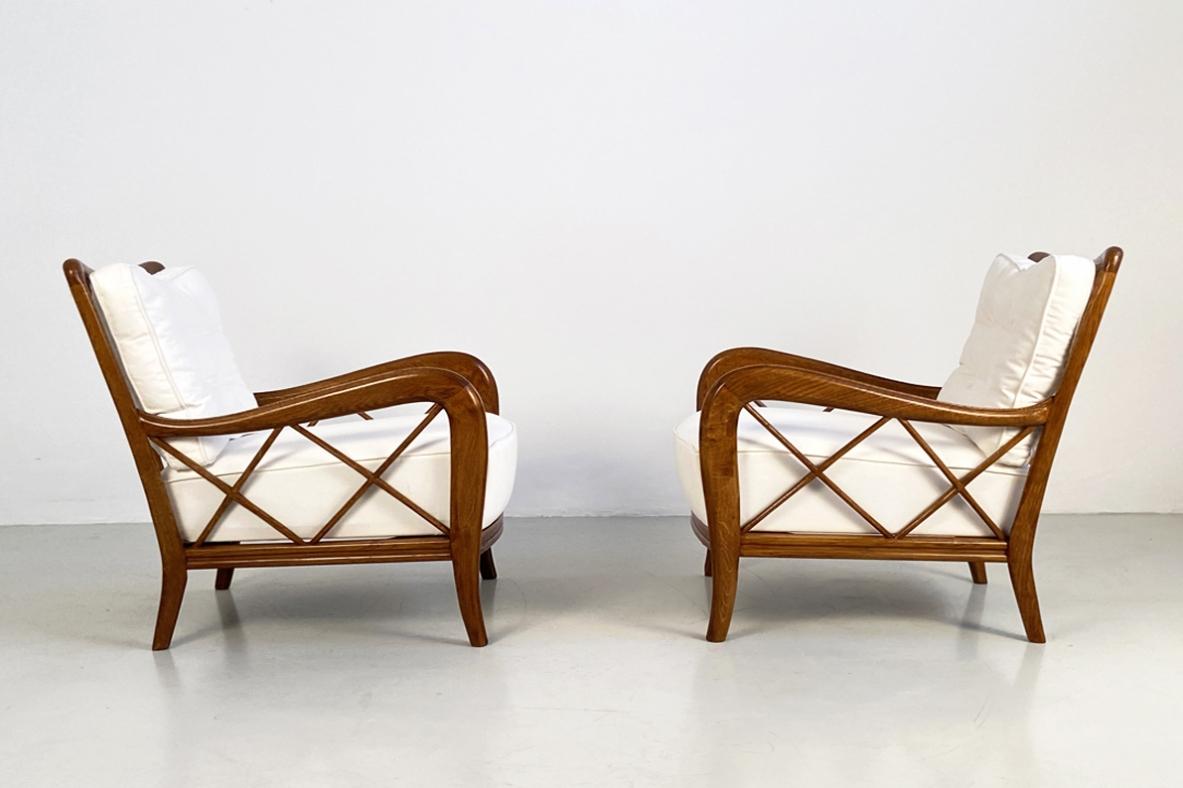 Paolo Buffa, pareja de sillones de madera de cerezo en Excelente estado para la venta en Milano, IT
