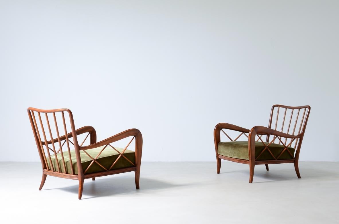 Paolo Buffa, pareja de sillones de madera de cerezo siglo XX en venta