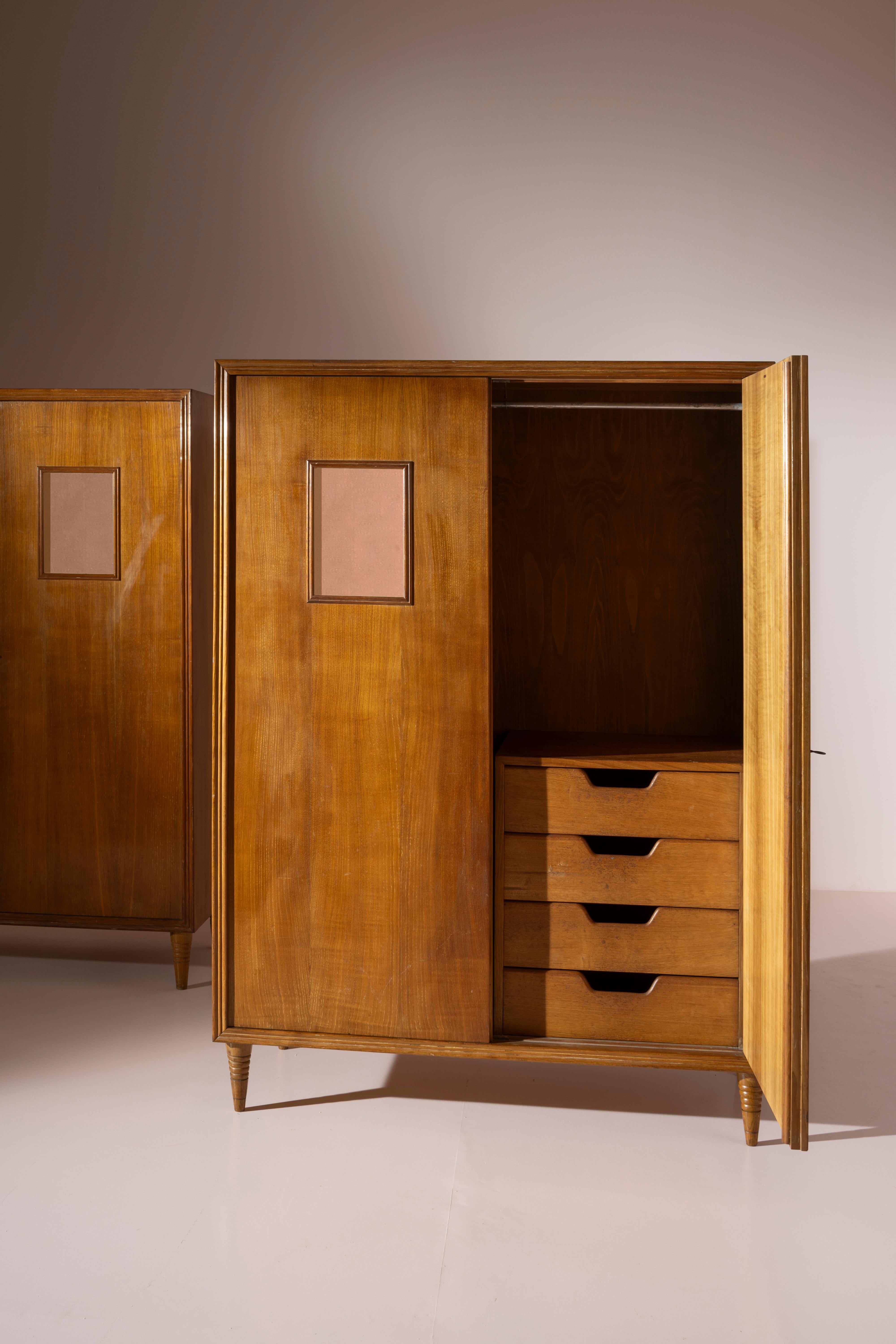 Italian Paolo Buffa pair of chestnut wardrobes manufactured by Valzania, Italy, 1938