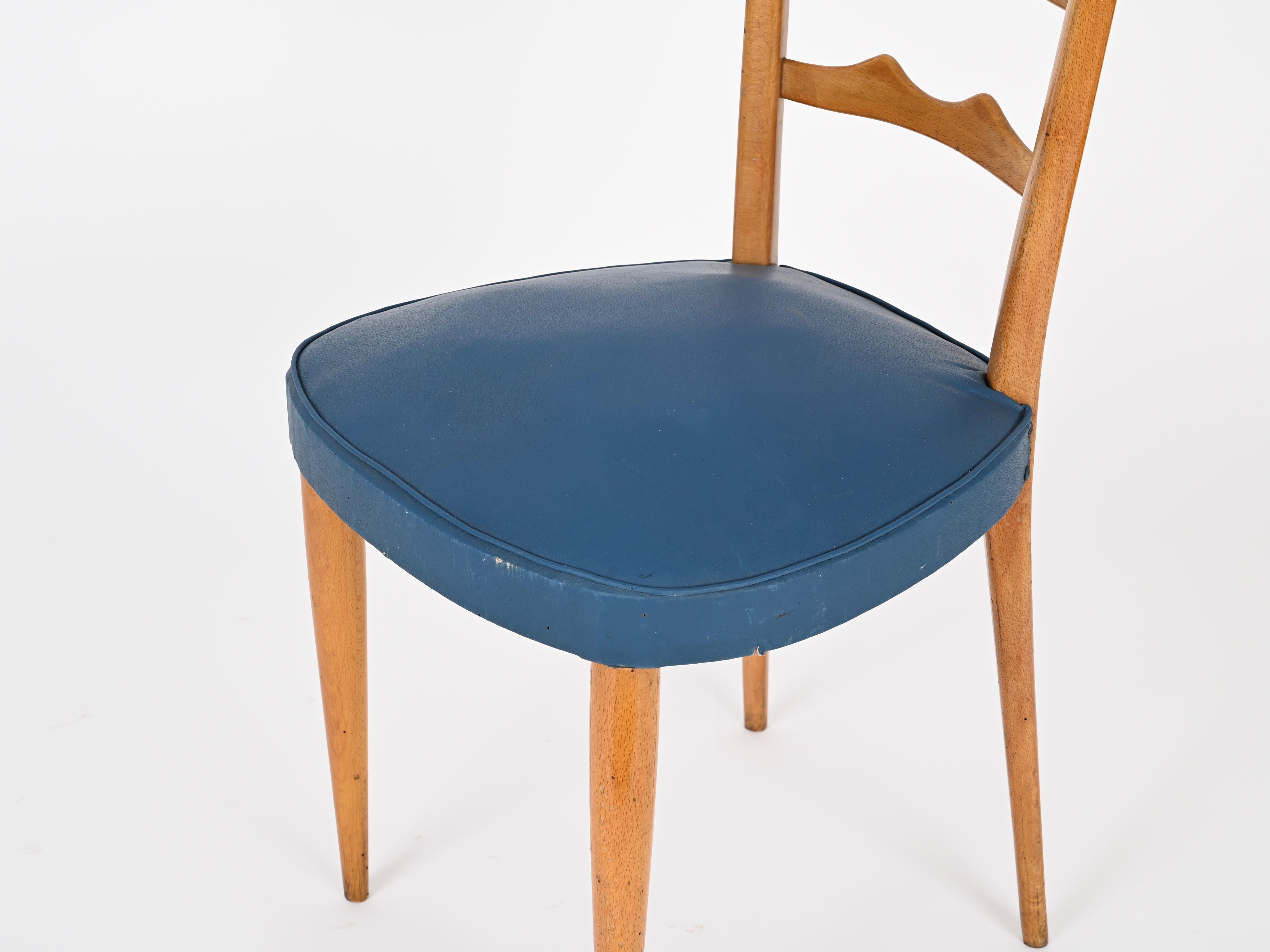 Paolo Buffa Paire de chaises italiennes à dossier haut Chiavari en hêtre blond, années 1950 en vente 3