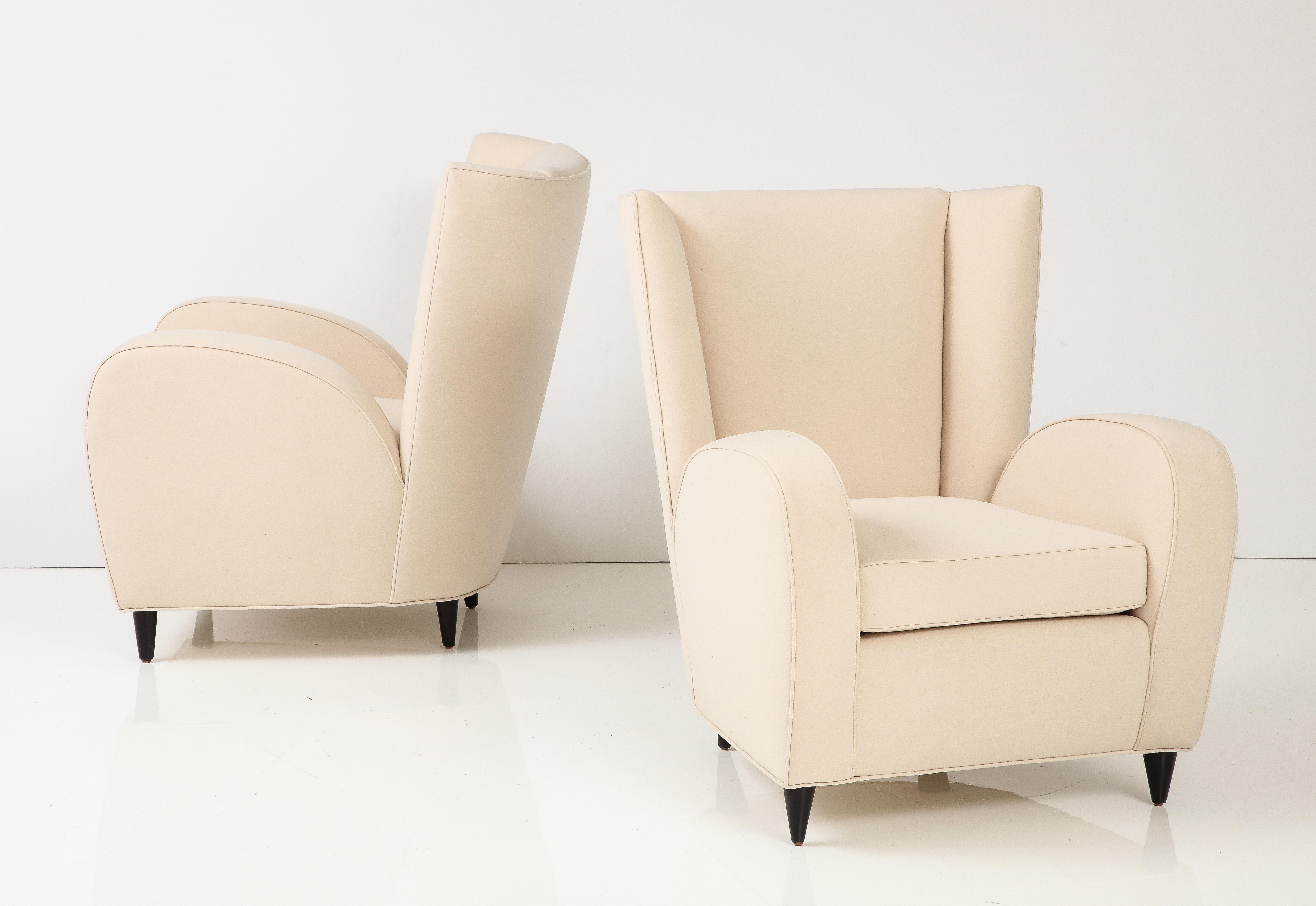Paolo Buffa Pair of Lounge Chairs, Italy, circa 1950 For Sale 3
