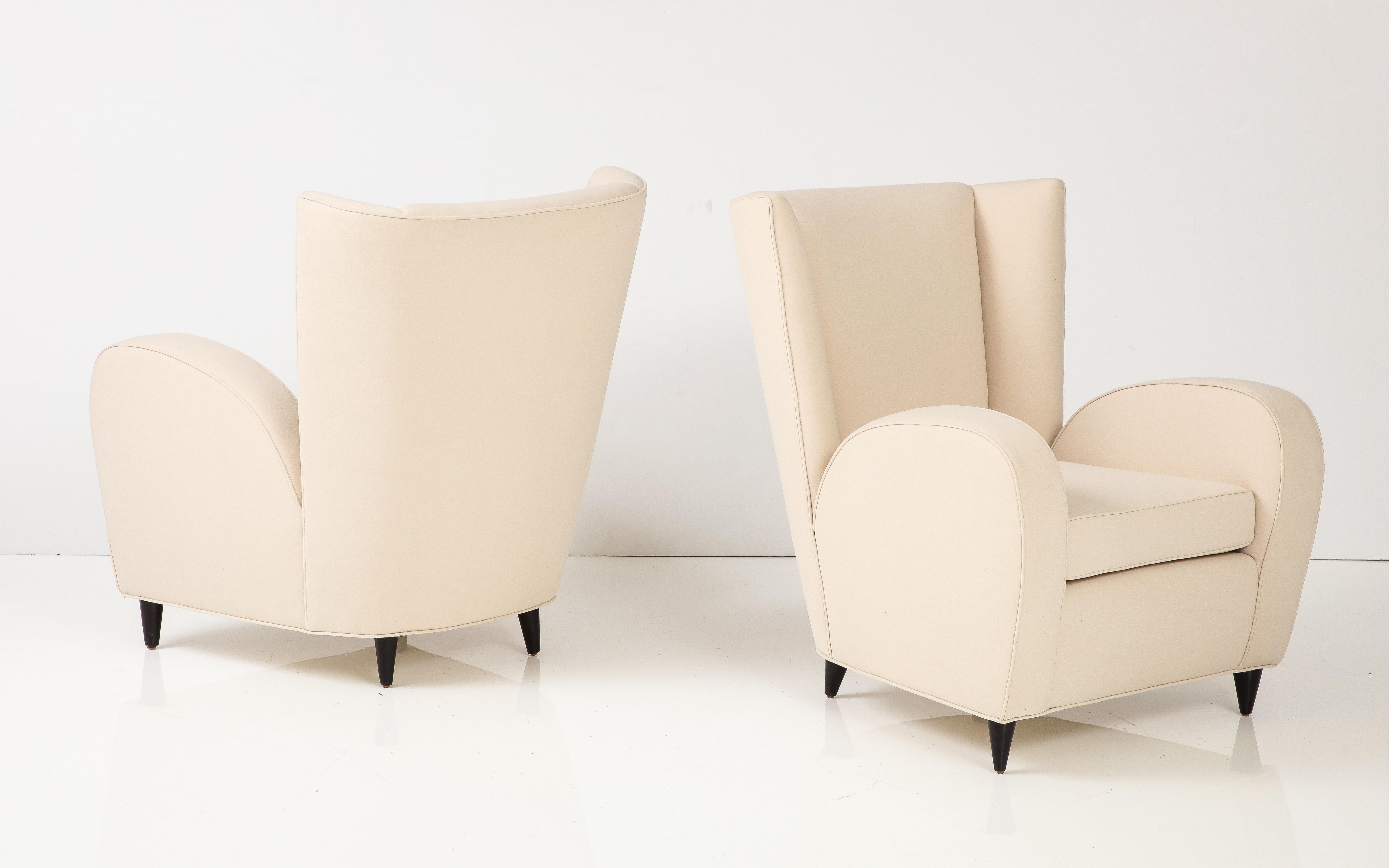 Paolo Buffa Pair of Lounge Chairs, Italy, circa 1950 For Sale 2