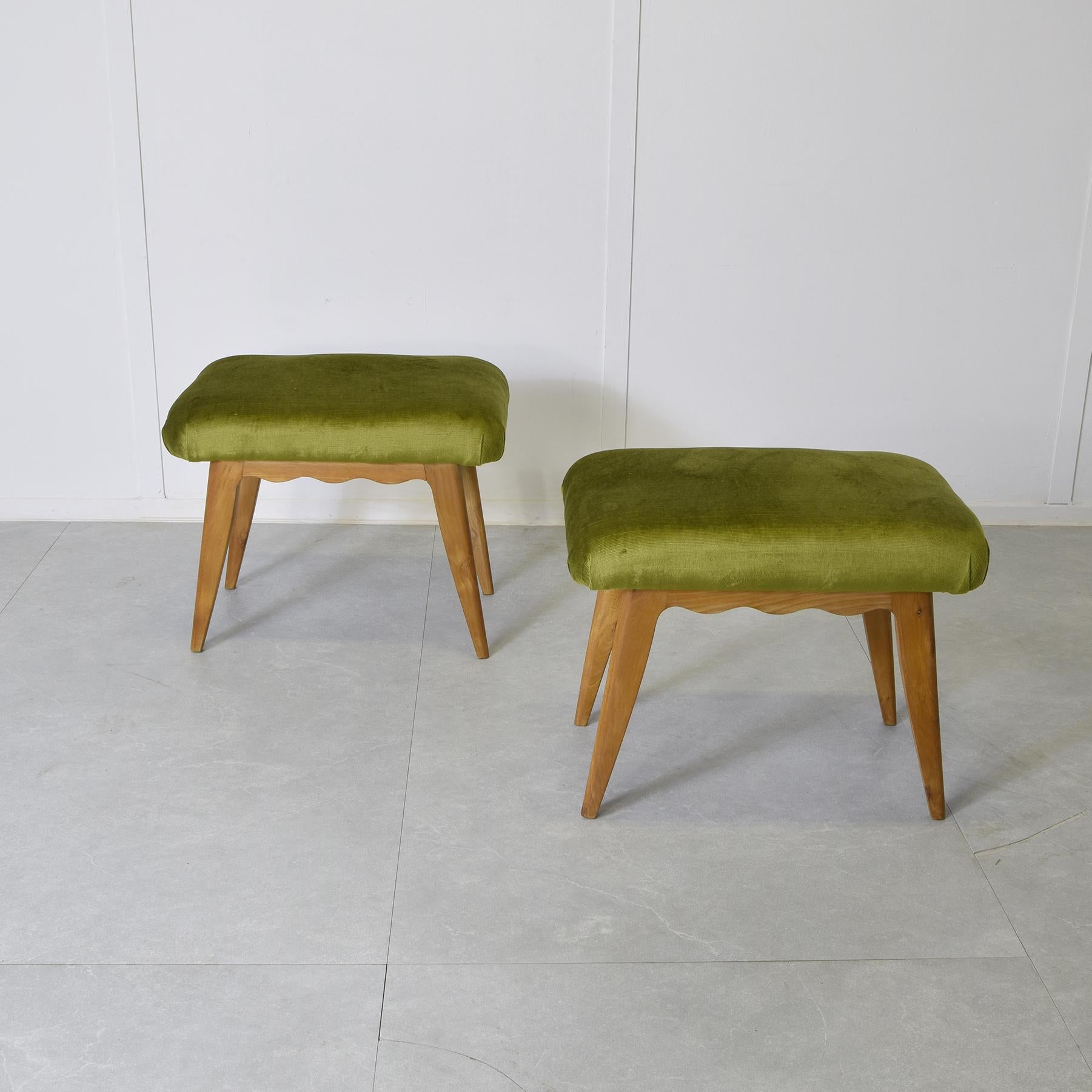 Paolo Buffa pair of stools 1960s In Good Condition In bari, IT
