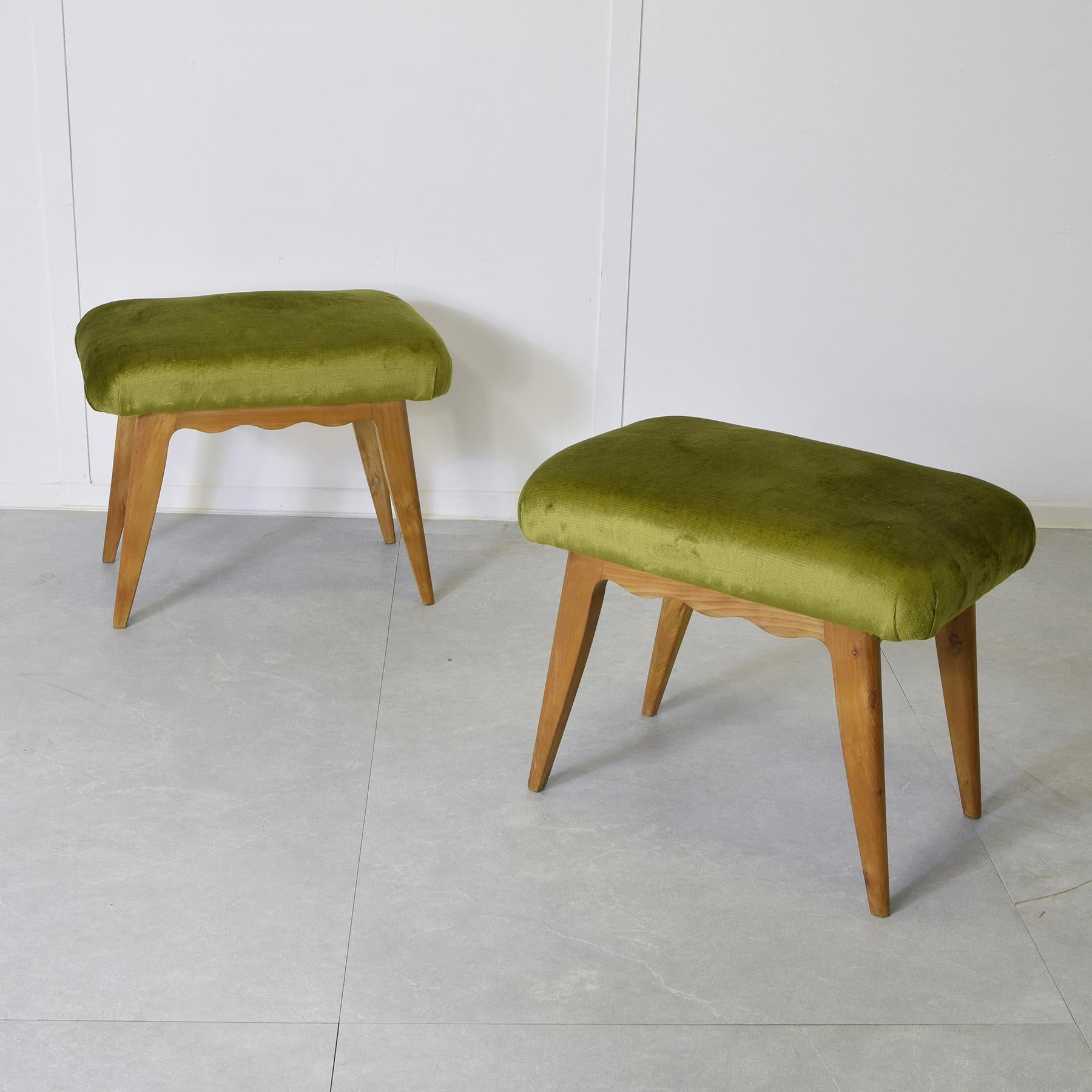 Velvet Paolo Buffa pair of stools 1960s
