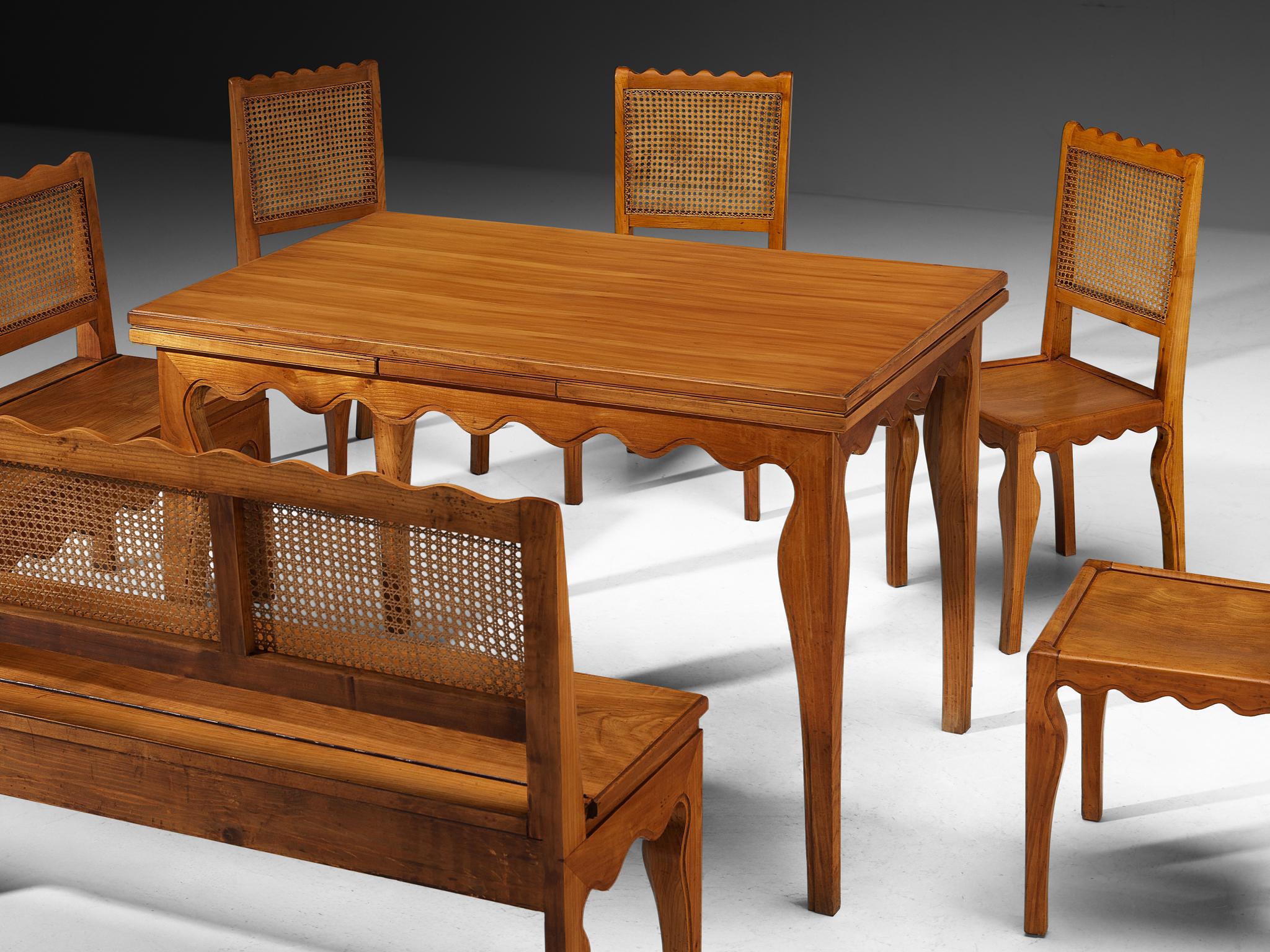 Paolo Buffa Raro Conjunto de Comedor con Mesa, Sillas y Banco de Esquina de Madera de Cerezo en venta 4