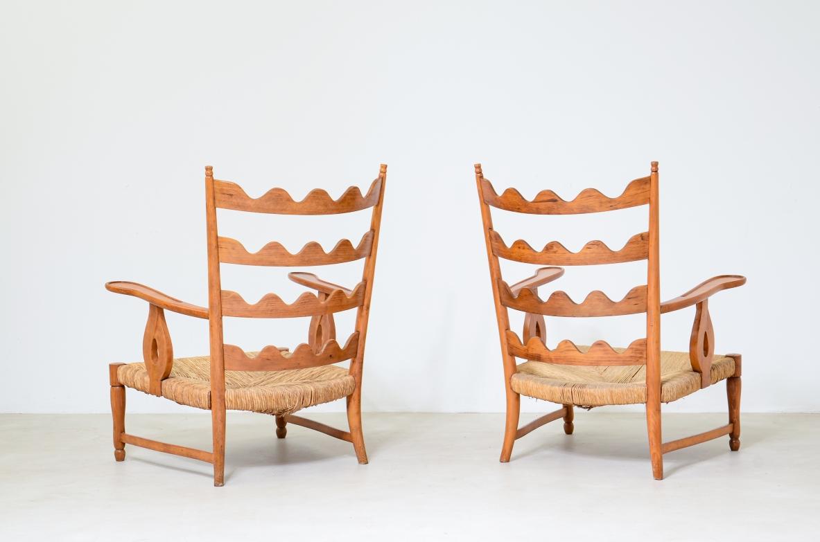 Italian Paolo Buffa, rare pair of cherry armchairs with wave-shaped backrest For Sale