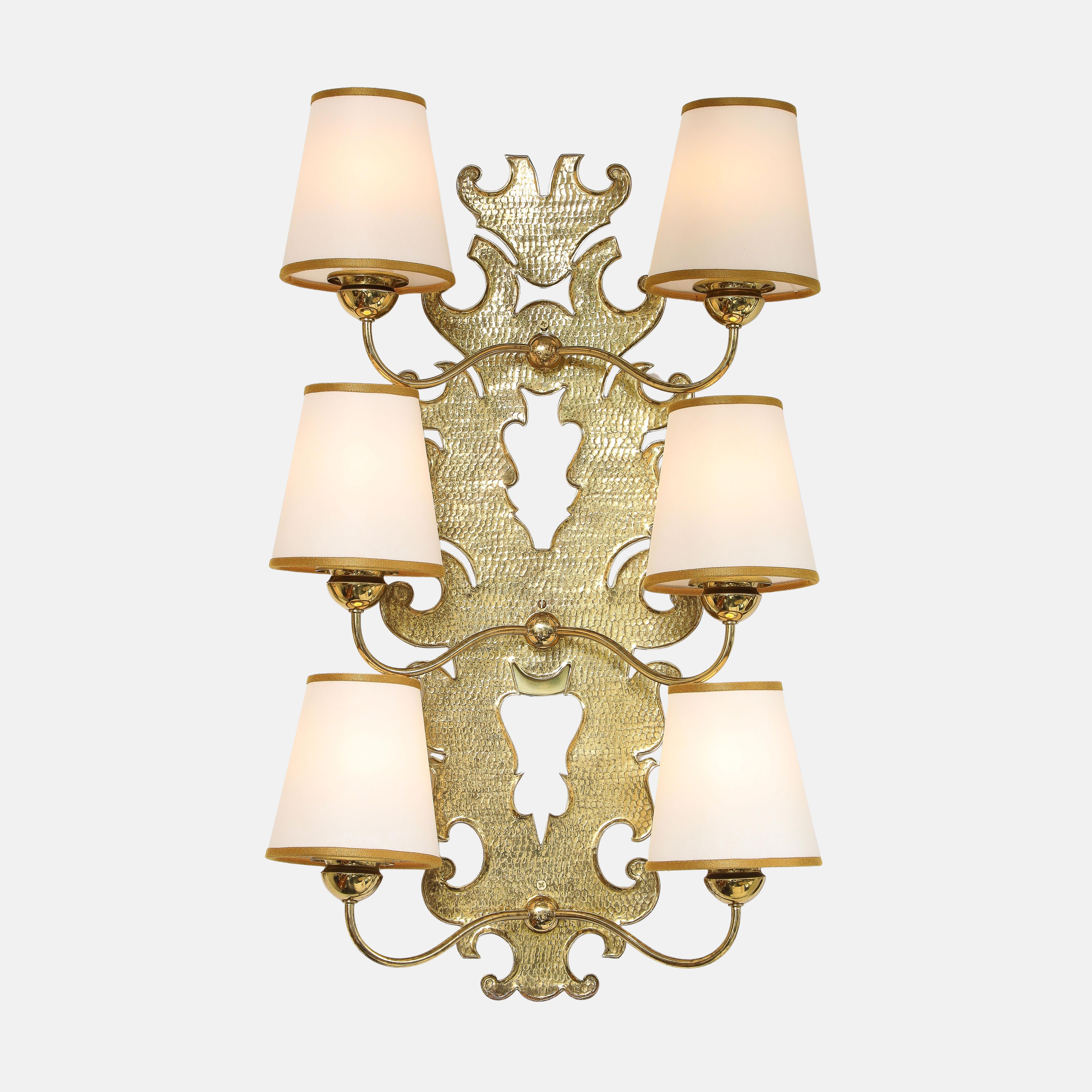 Paolo Buffa Rare Pair of Large Brass Wall Lights with Paper Shades, 1940s Italiano en venta
