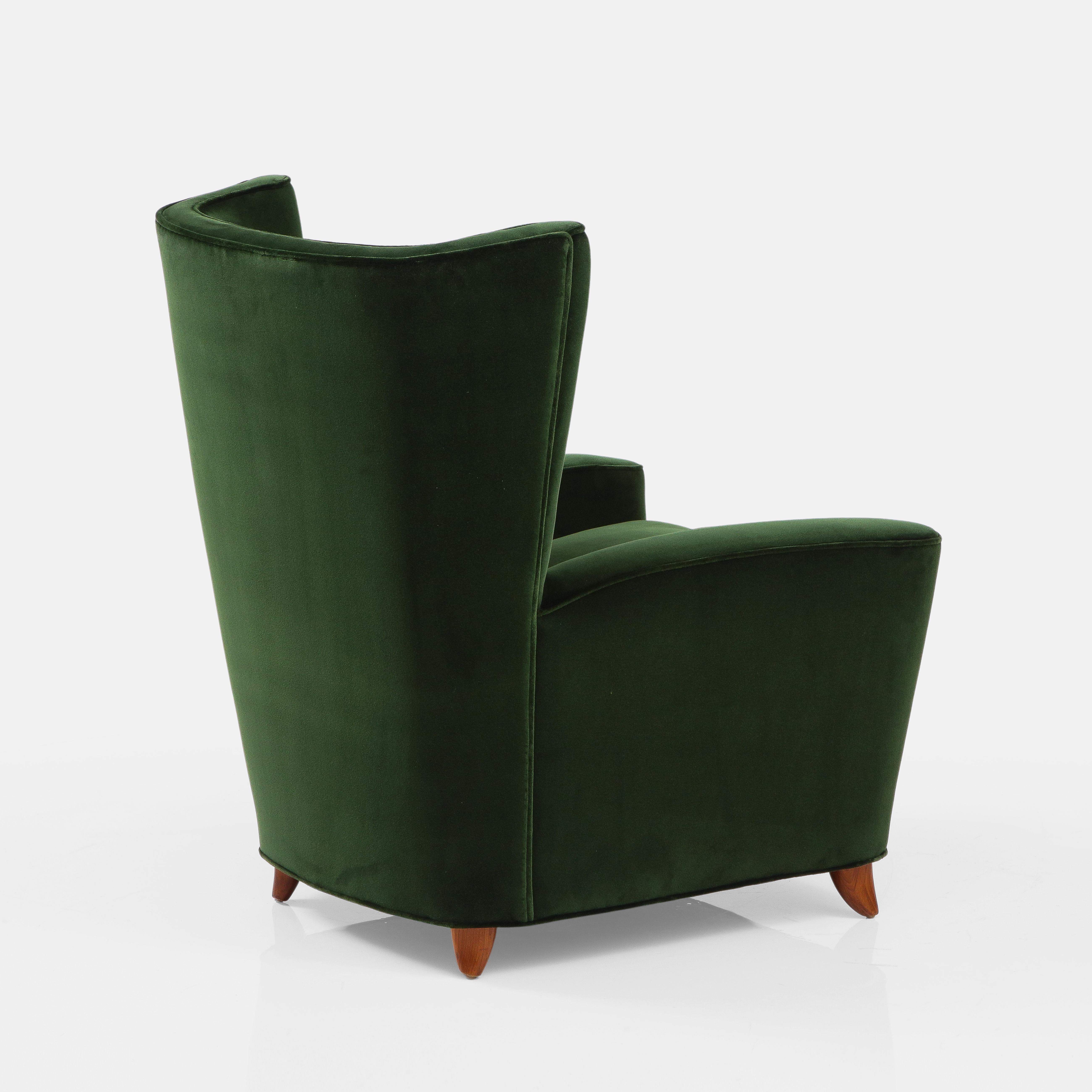 Mid-20th Century Paolo Buffa Rare Pair of Lounge Chair in Emerald Velvet, Italy, 1950s