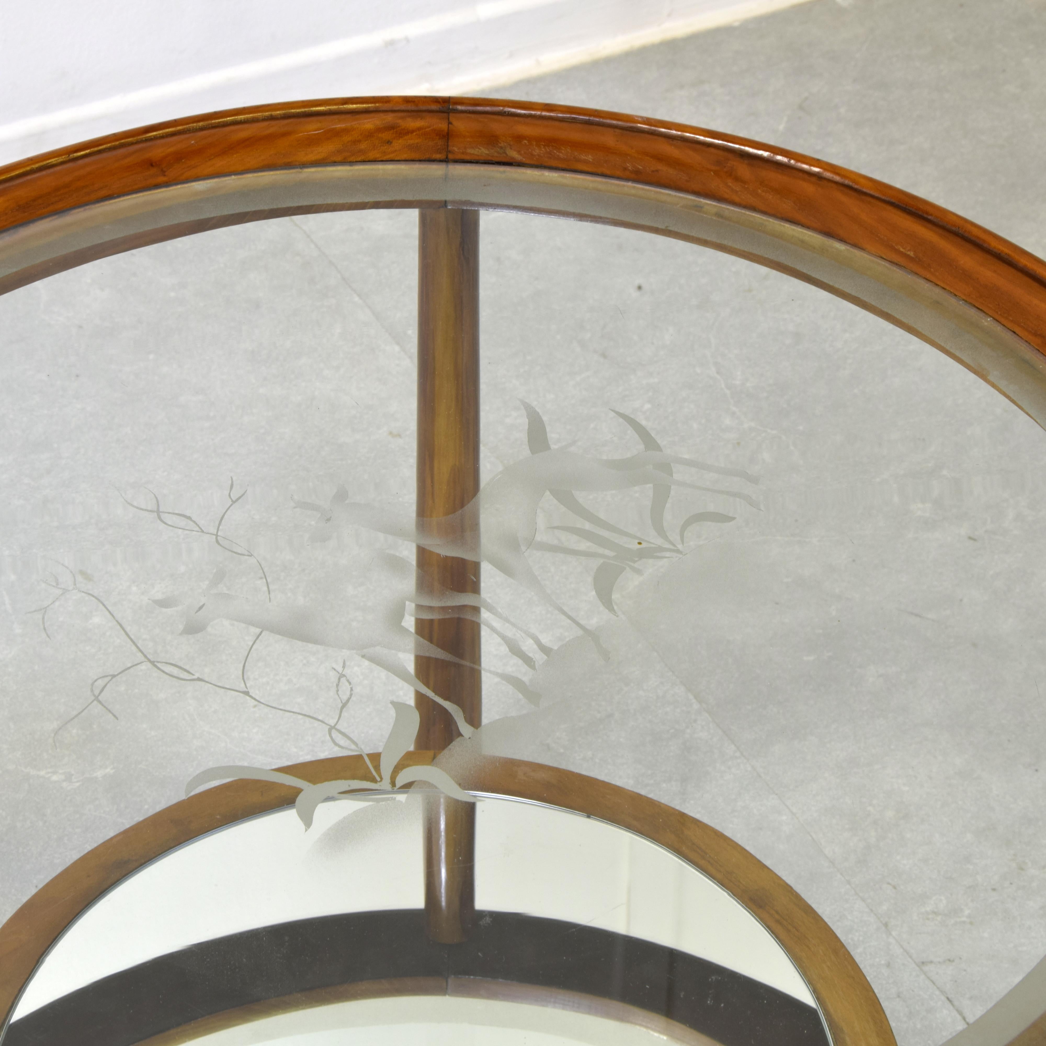 Milieu du XXe siècle Paolo Buffa round side table late 40s. en vente