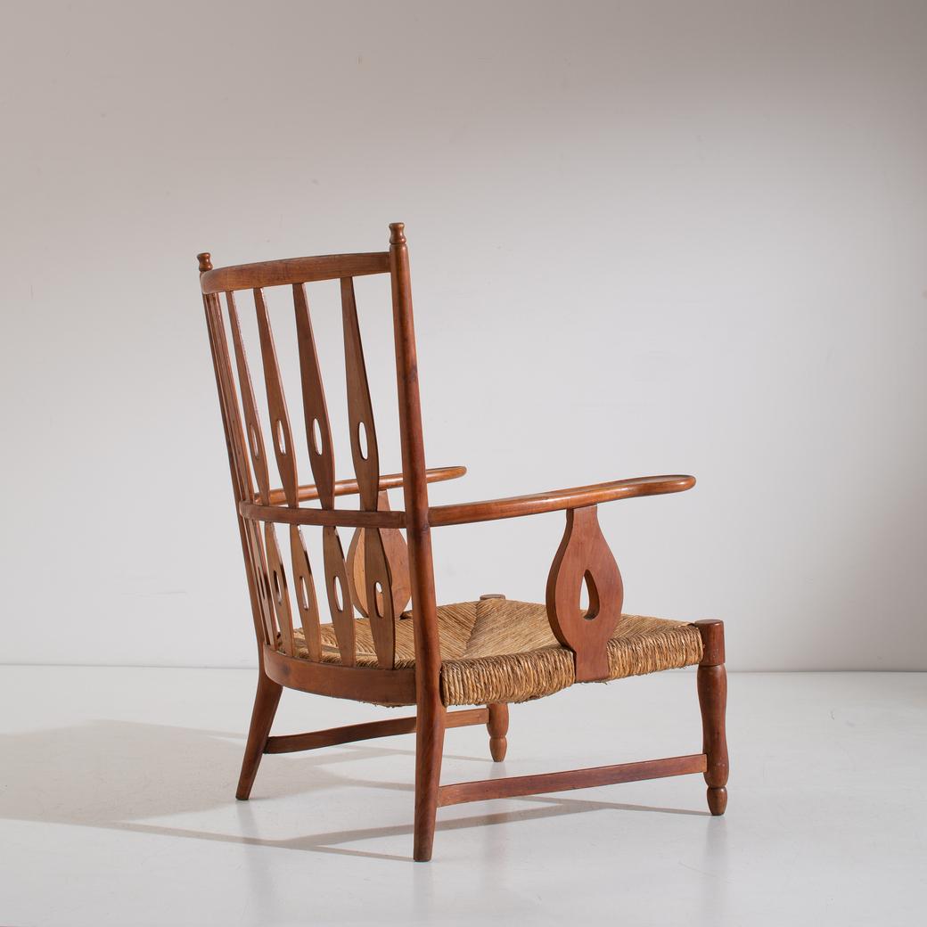 Italian Paolo Buffa, Sculptural Armchair in Cherrywood and natural straw, Italy 1952 For Sale