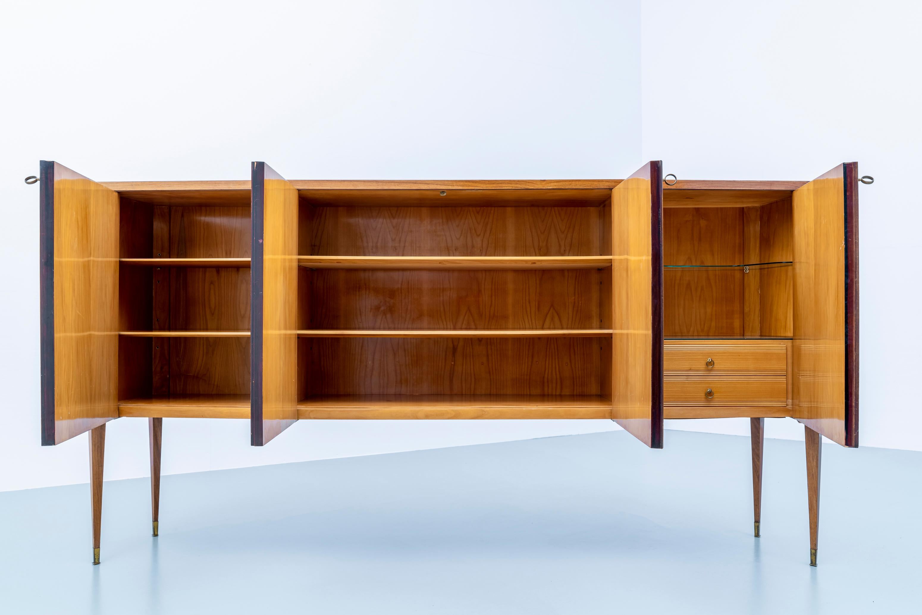 Paolo Buffa Set of 2 Extra Large Credenza's in Walnut and Mahogany, Italy, 1956 For Sale 4