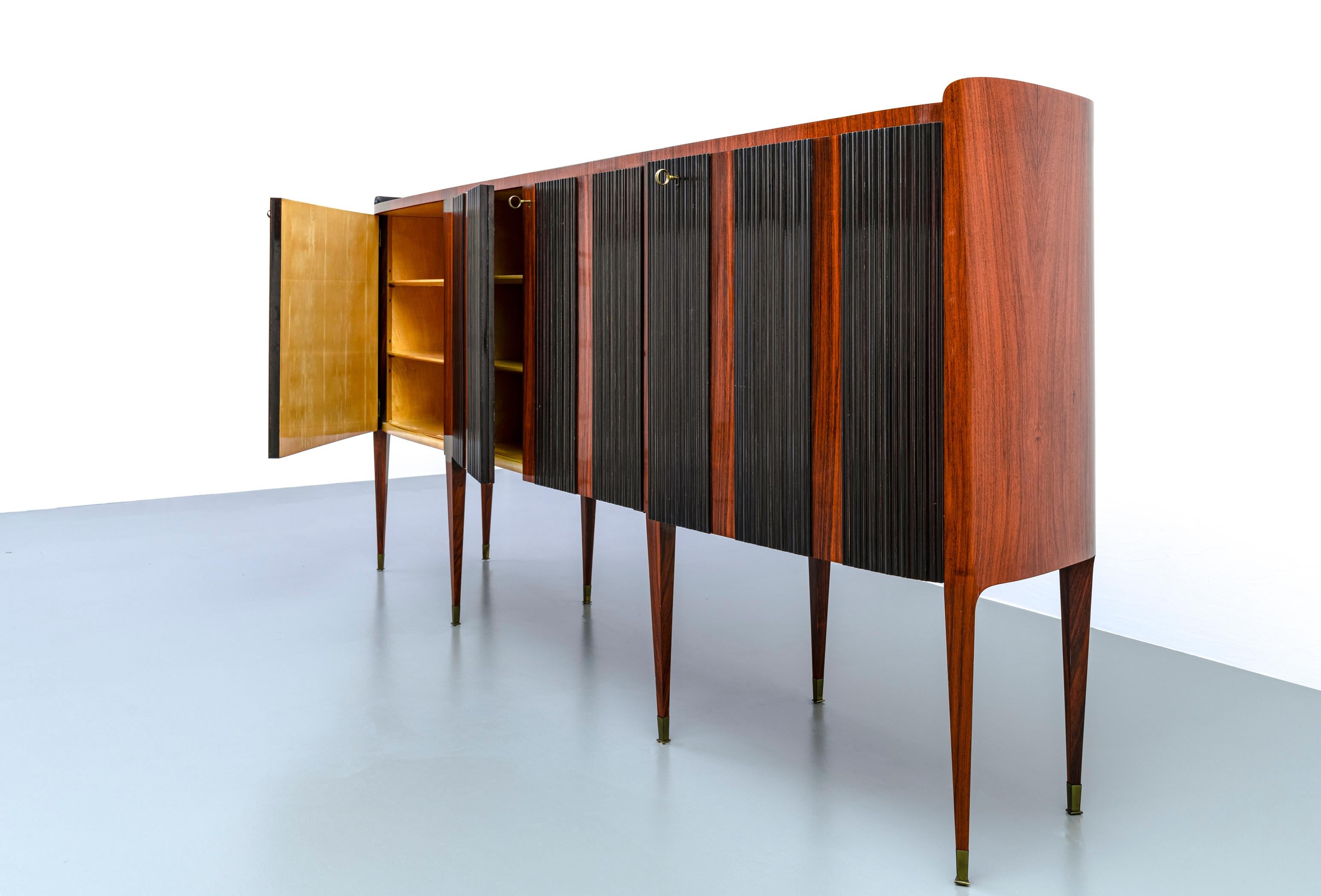 Mid-20th Century Paolo Buffa Set of 2 Extra Large Credenza's in Walnut and Mahogany, Italy, 1956 For Sale