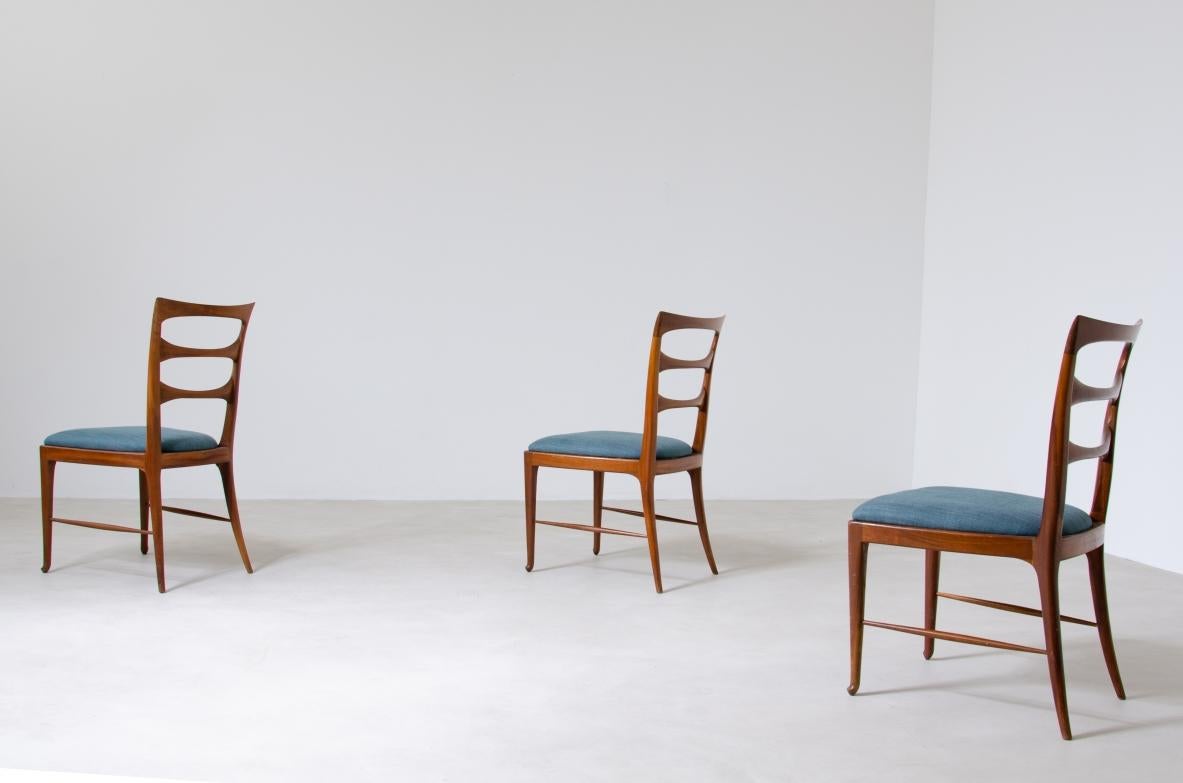 Paolo Buffa Satz von sechs Esszimmerstühlen aus Nussbaum (Moderne der Mitte des Jahrhunderts) im Angebot
