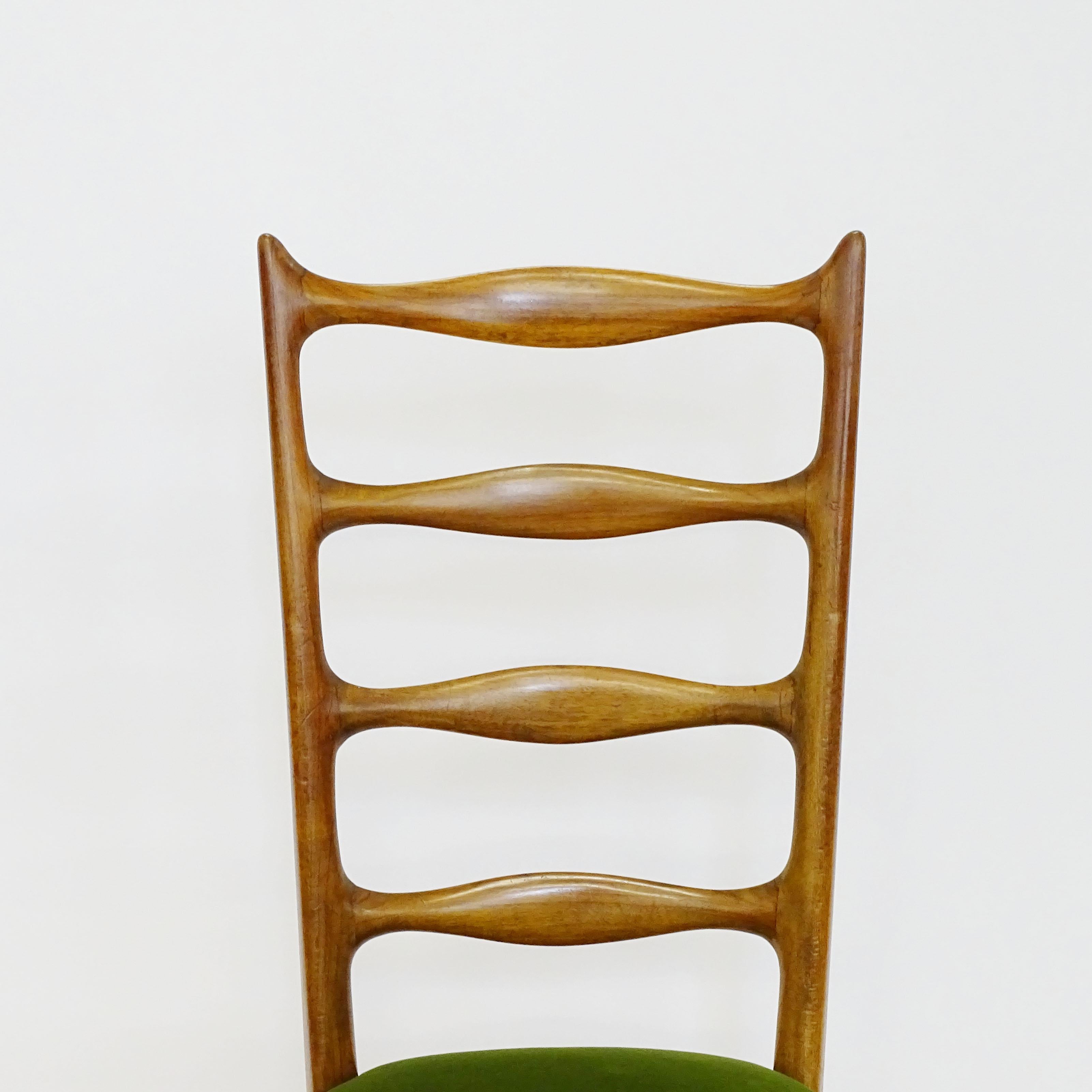 Paolo Buffa Set of Six Dining Chairs in Wood and Green Velvet, 
Italy 1950s