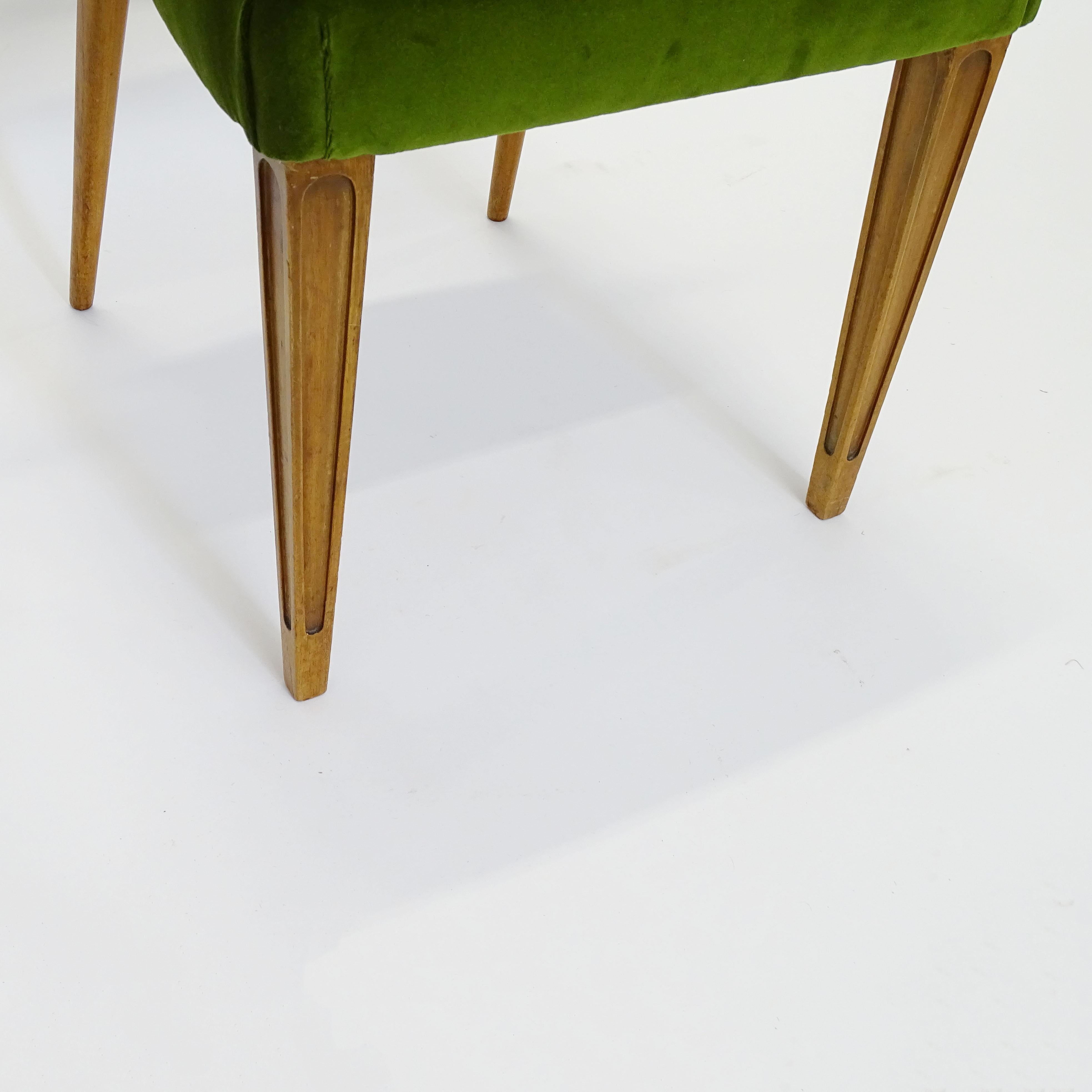 Mid-Century Modern Paolo Buffa Set of Six Dining Chairs in Wood and Green Velvet, Italy 1950s