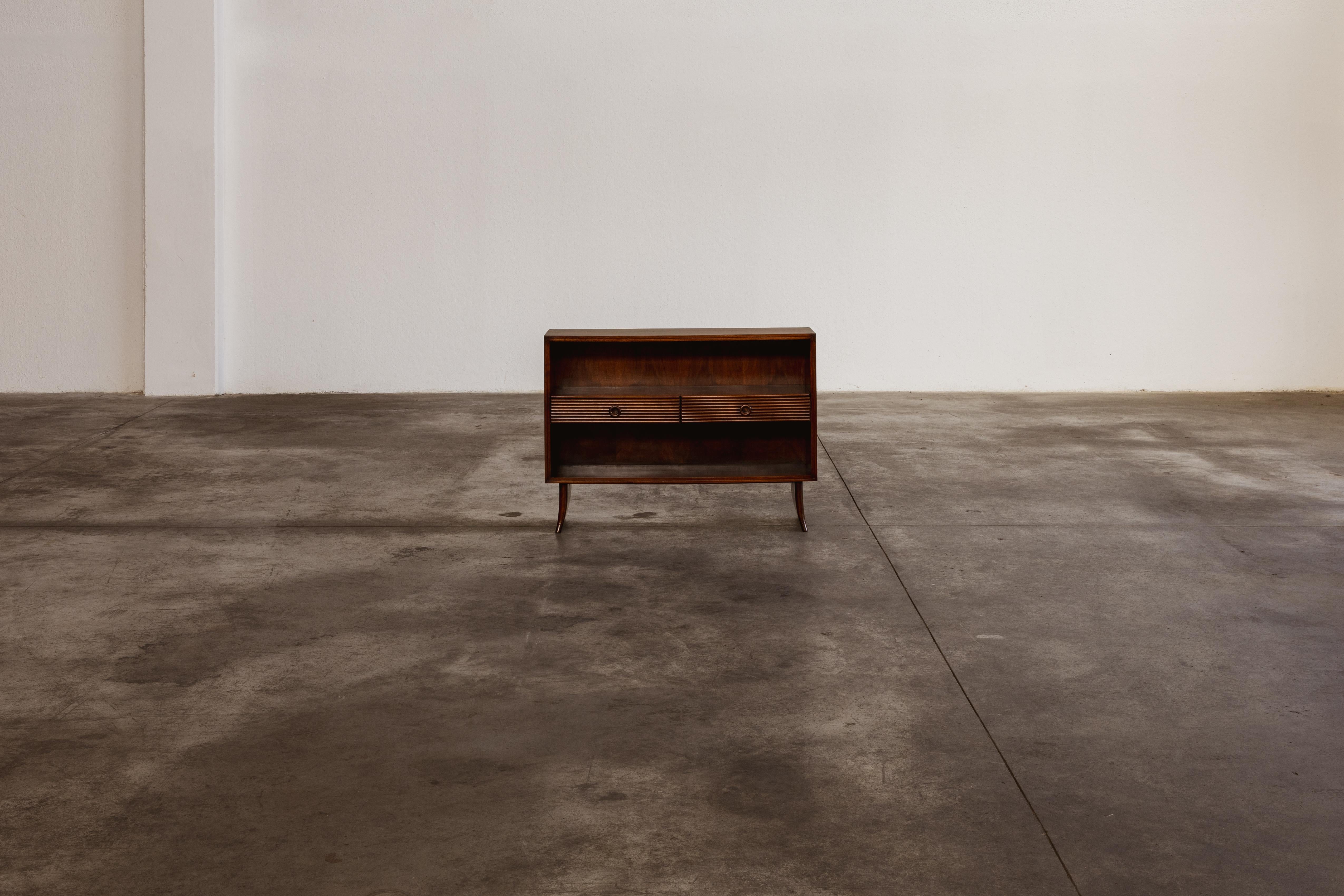 Buffet Paolo Buffa pour La Permanente Mobili Cantù, années 1950 Excellent état - En vente à Lonigo, Veneto