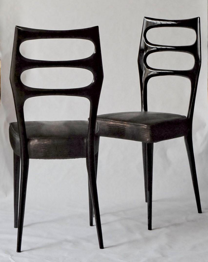 Paolo Buffa Six Sculptural Dining Chairs Fully Restored, Glossy, Cavalli leather 10