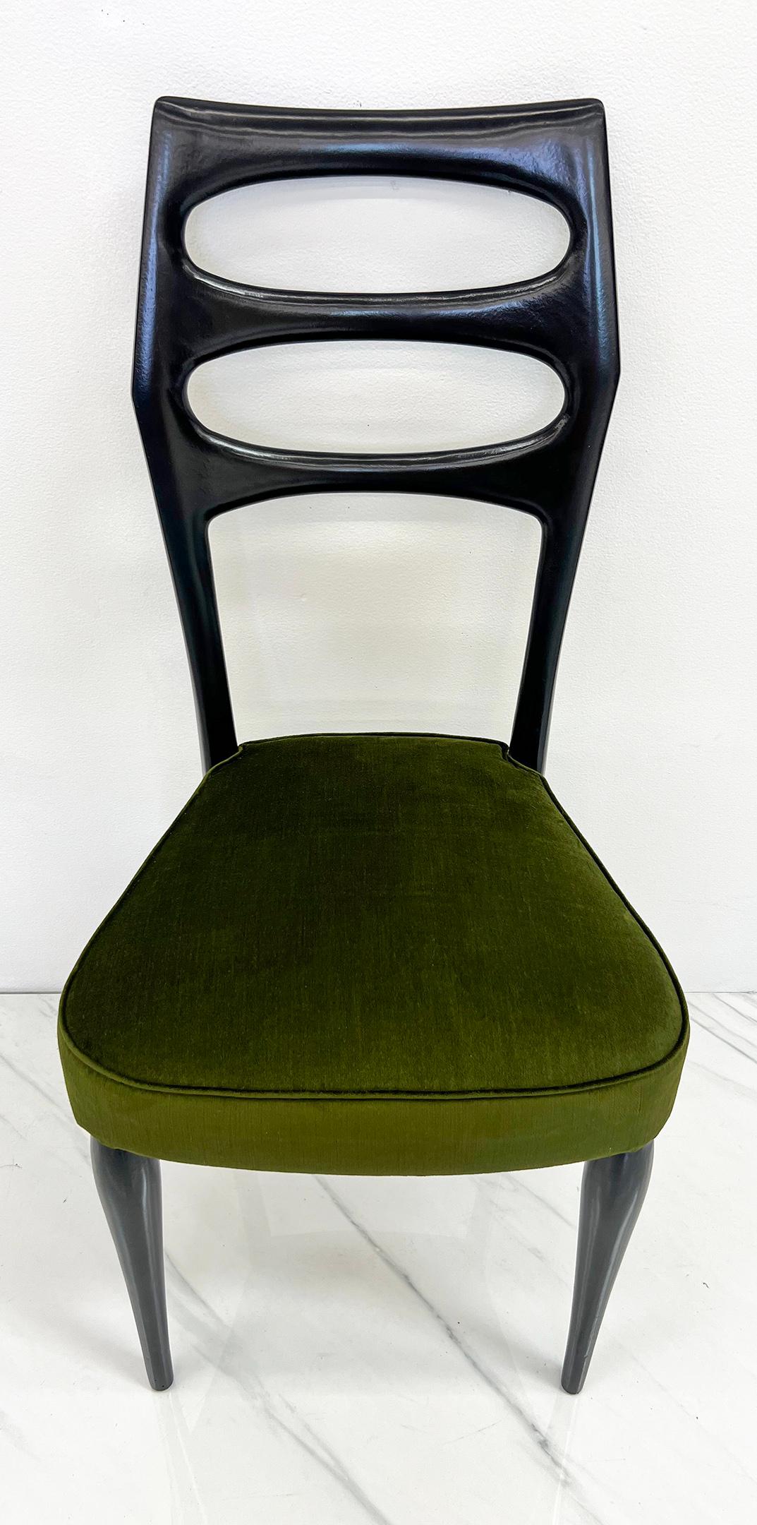 Paolo Buffa Six Sculptural Dining Chairs, Olive Green Velvet, 1950s For Sale 1