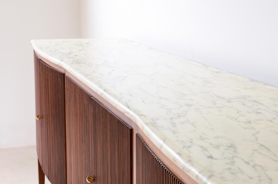 Italian Paolo Buffa splendid sideboard with a wavy front