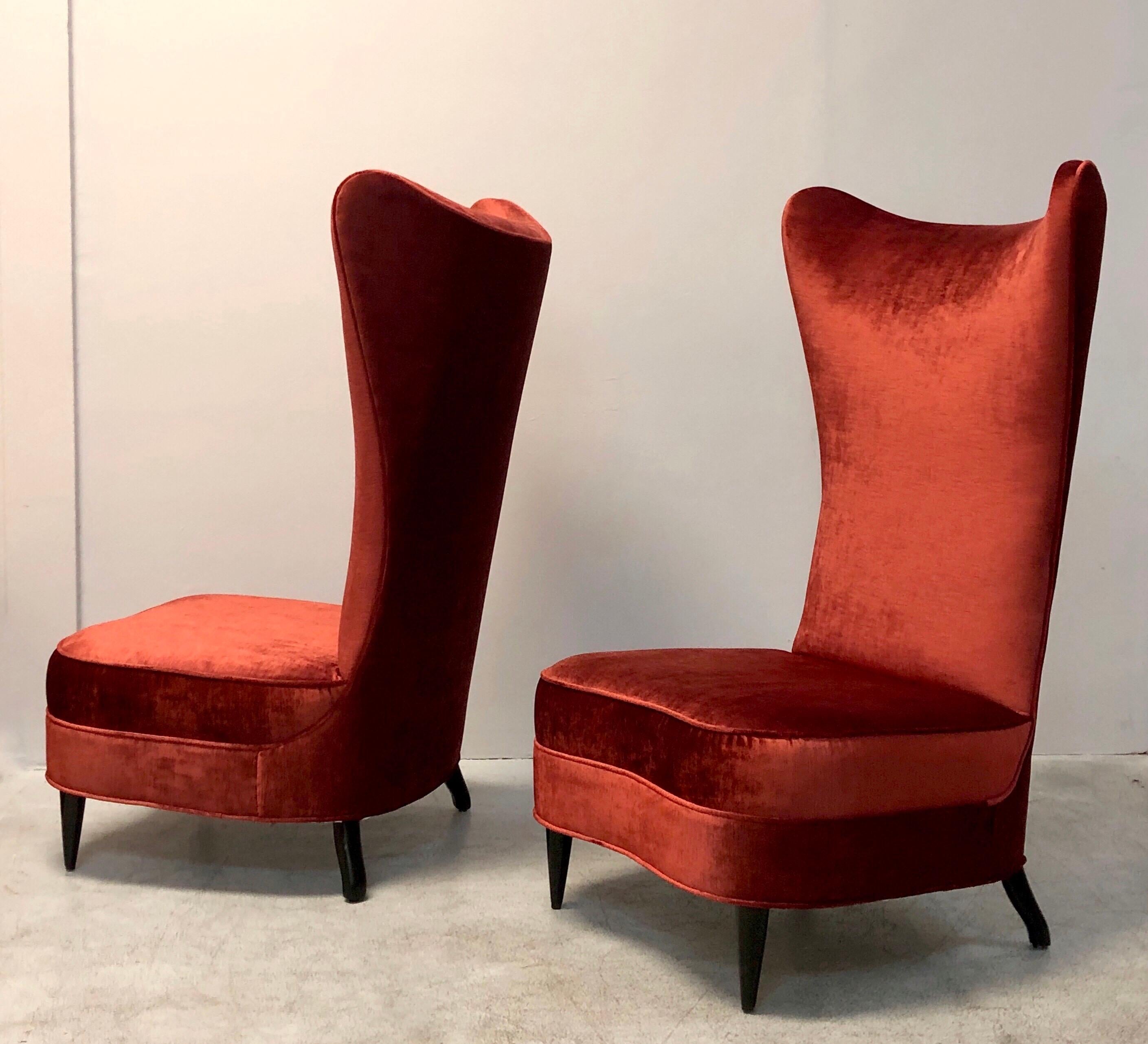 American Paolo Buffa Style Tall Back Club Red Velvet  Slipper Chair For Sale