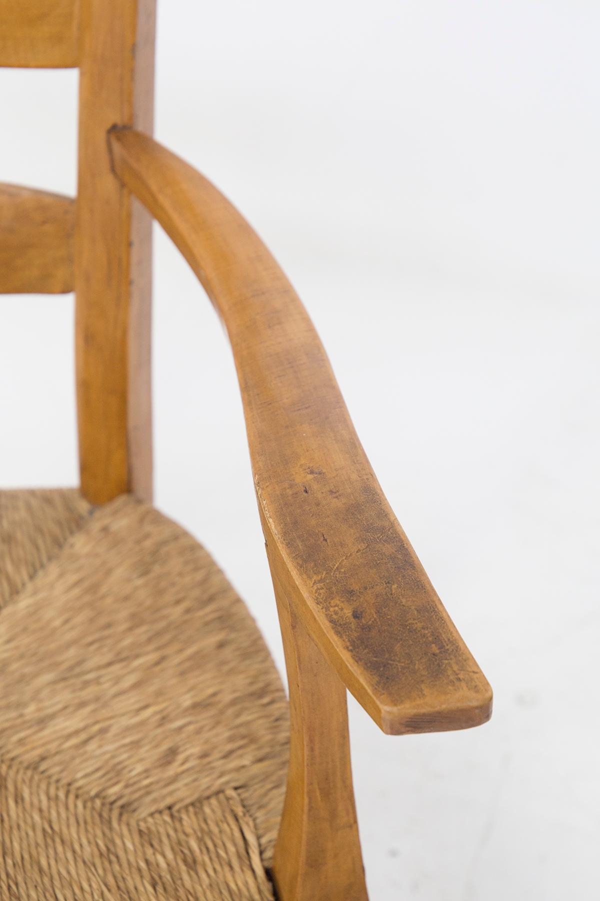 Milieu du XXe siècle Paolo Buffa Deux chaises à tête en bois et paille ''Attr. en vente