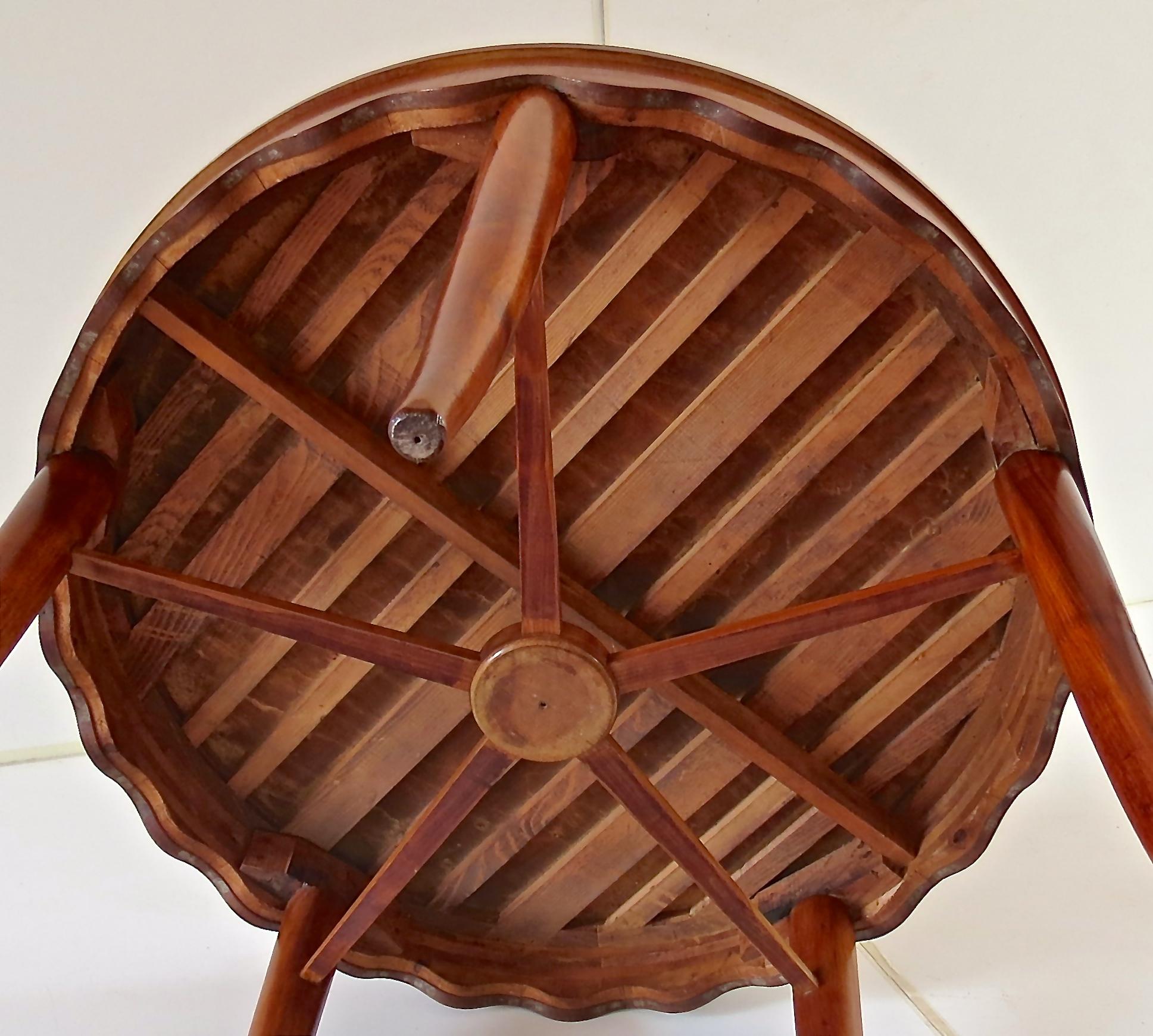 Paolo Buffa Unique Round Dining Table Cherrywood, 1950 10