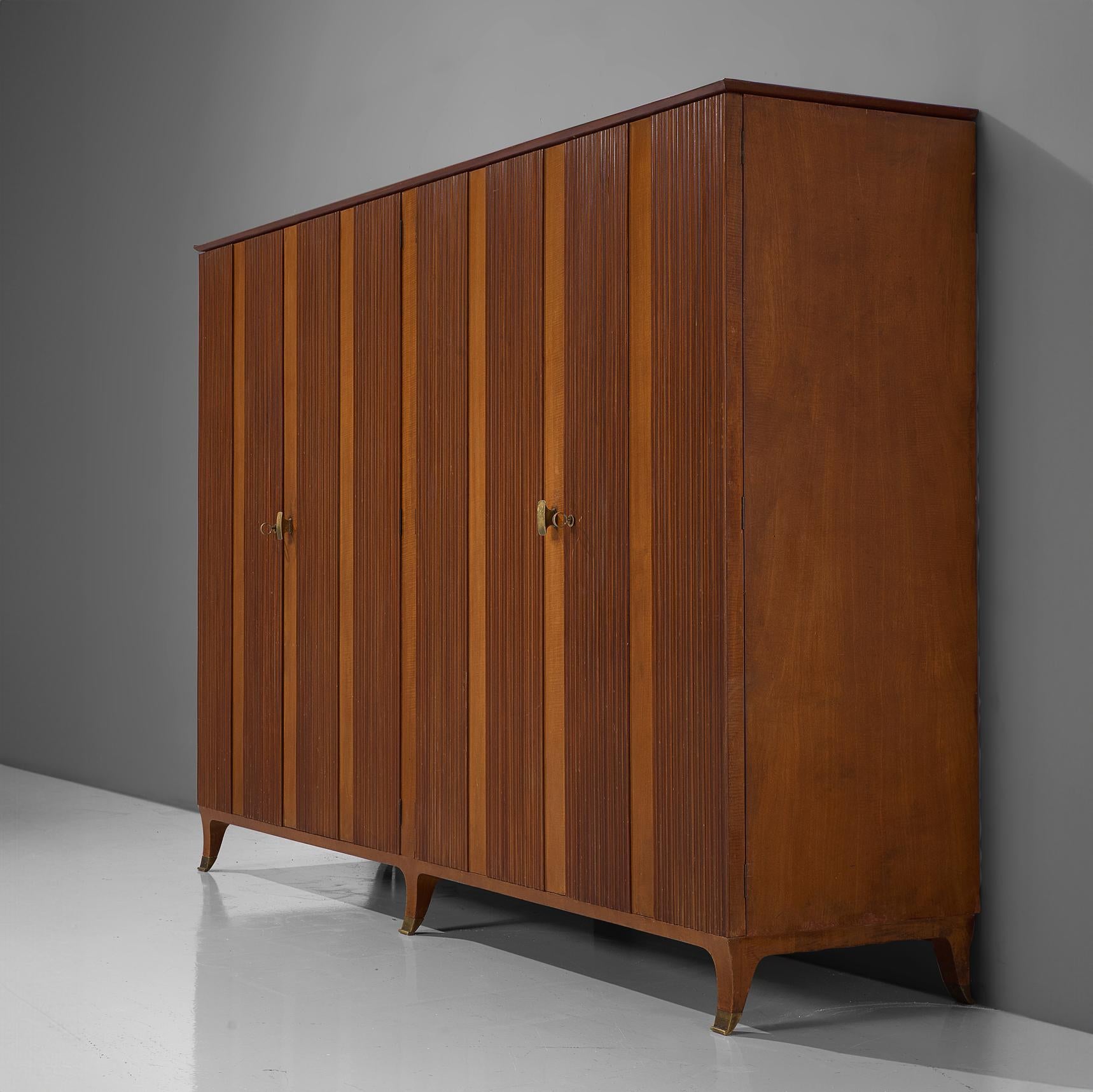 Paolo Buffa Wardrobe with Walnut Grissinato Front and Brass Accents  For Sale 1