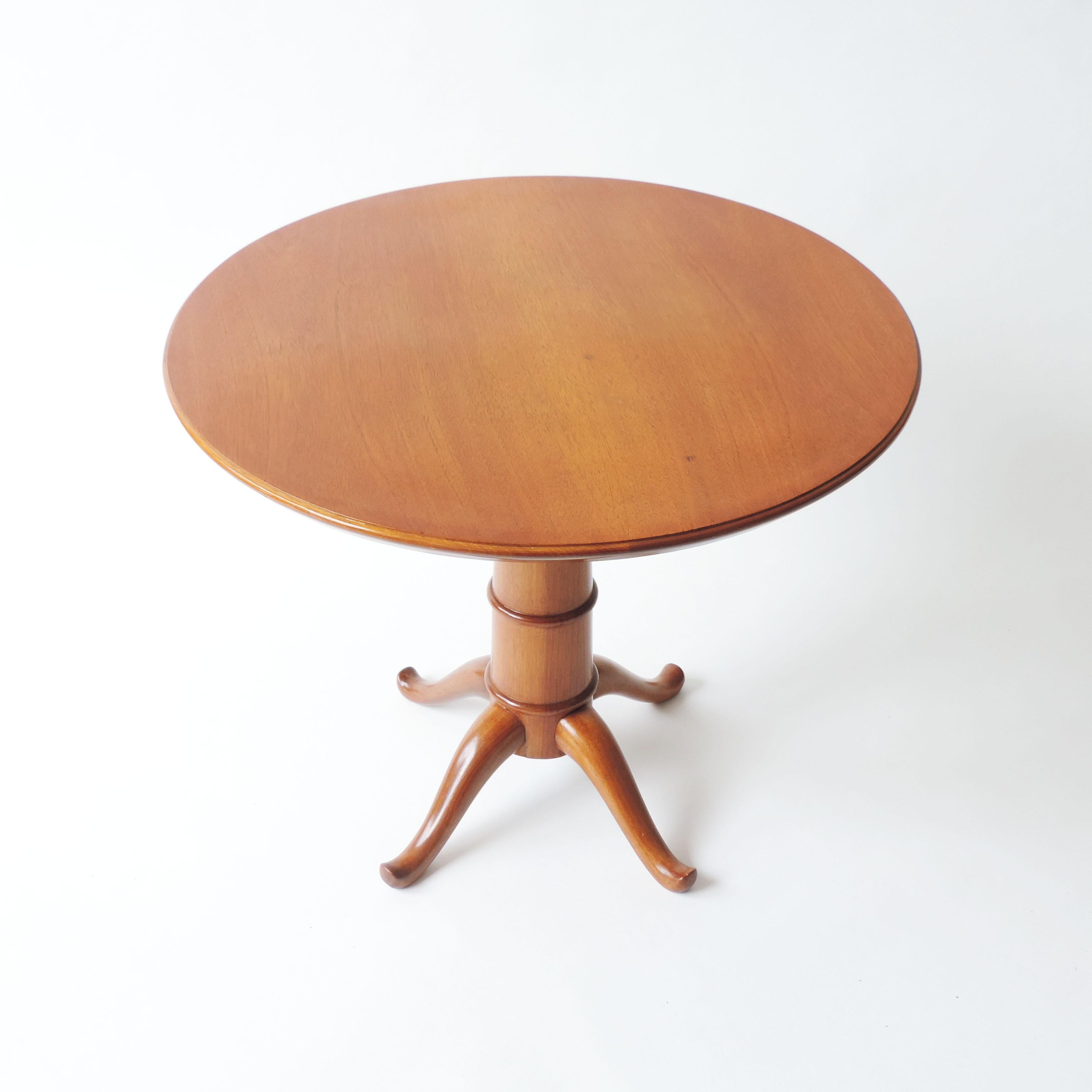 Mesa baja de madera Paolo Buffa, Italia Años 40 Moderno de mediados de siglo en venta