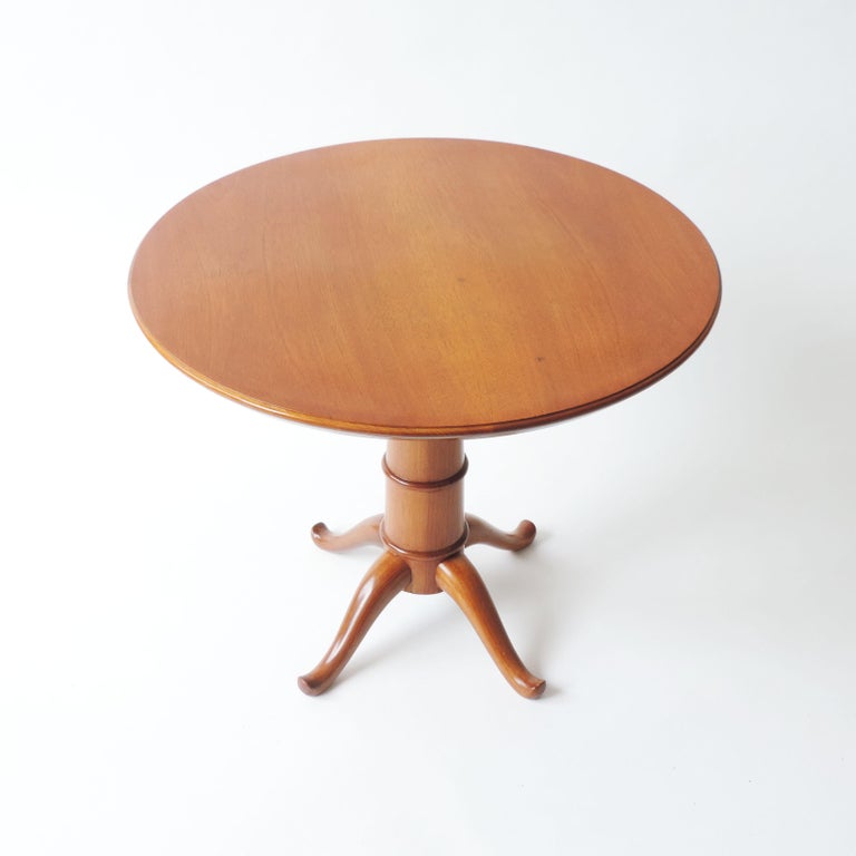 Mid-Century Modern Paolo Buffa Wood Coffee Table, Italy 1940s For Sale