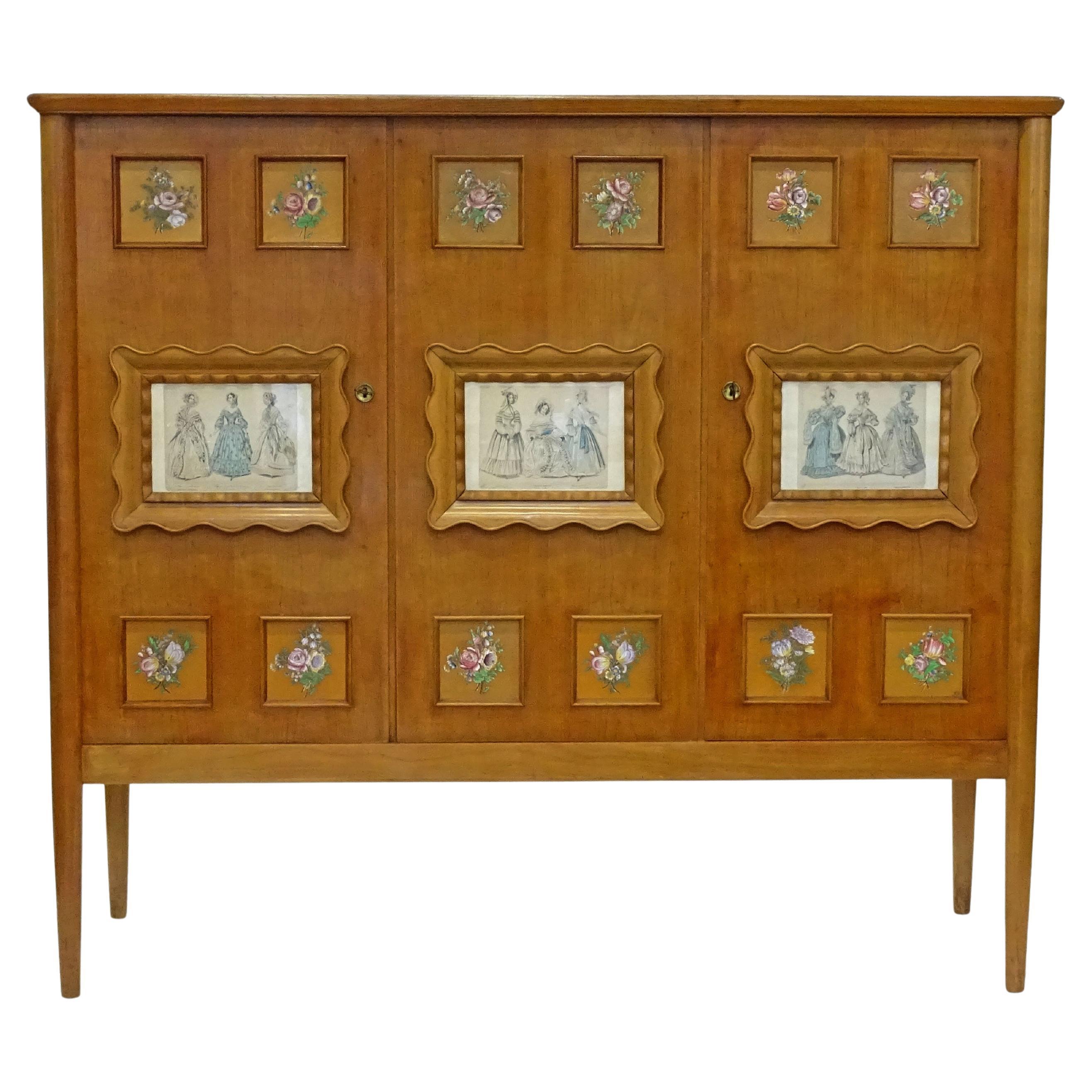 Paolo Buffa Holzschrank mit Blumen, Keramikfliesen und Modedrucken, 1950er Jahre im Angebot
