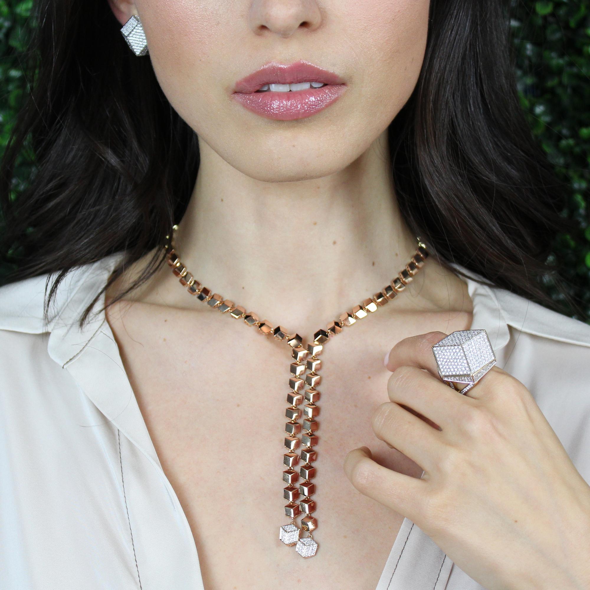High polish 18 karat rose gold Brillante 'Sexy' necklace set with pave-set diamonds. 

Translated from the quintessential Venetian motif, the Brillante jewelry collection combines strong jewelry design, cutting edge technology and fine engineering.