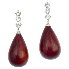 Paolo Costagli Tropfenohrringe aus Rosenholz mit weißem Saphir und Diamant