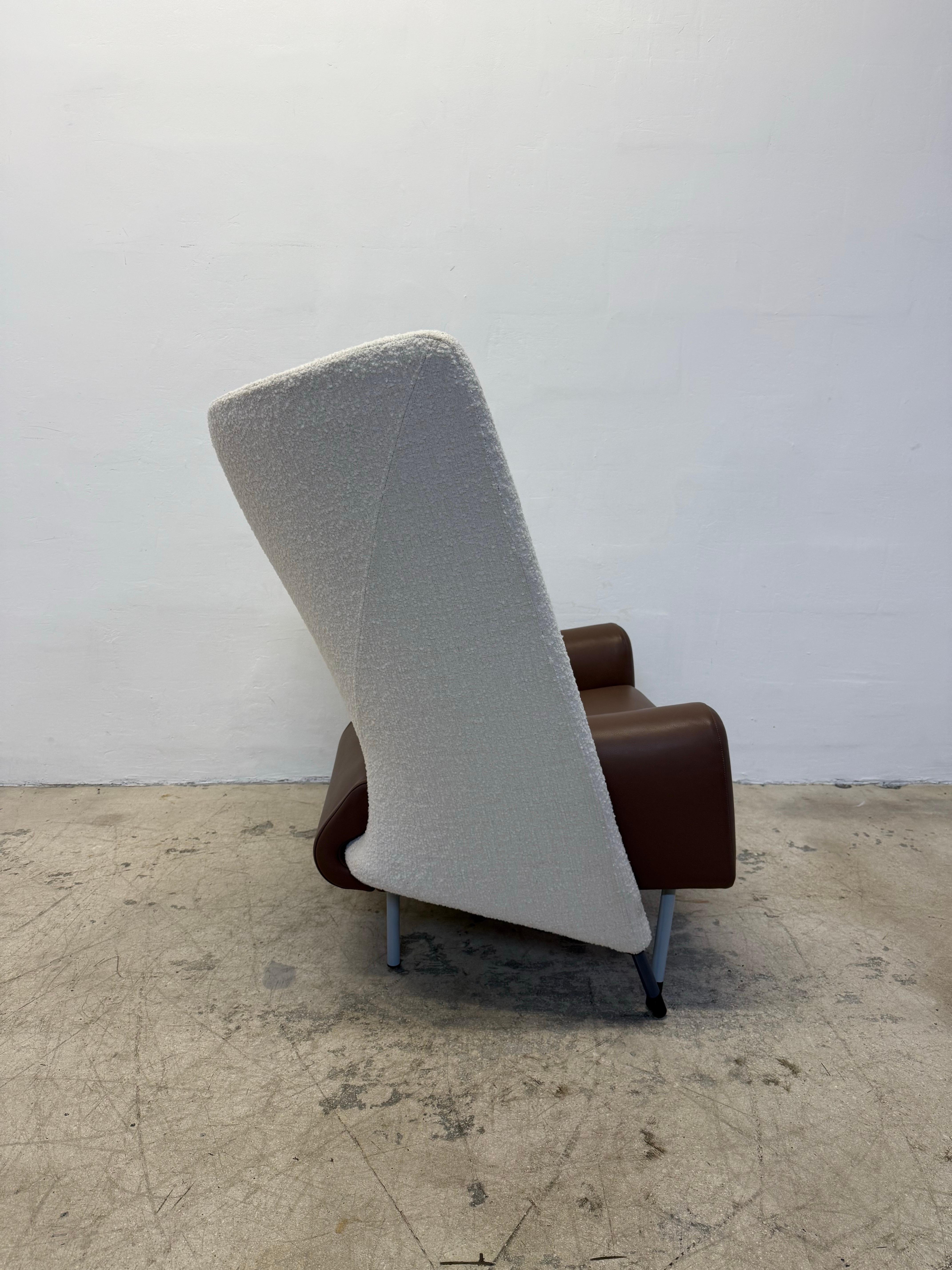 Paolo Deganello “Torso” Leather and Boucle Lounge Arm Chairs for Cassina - Pair For Sale 5