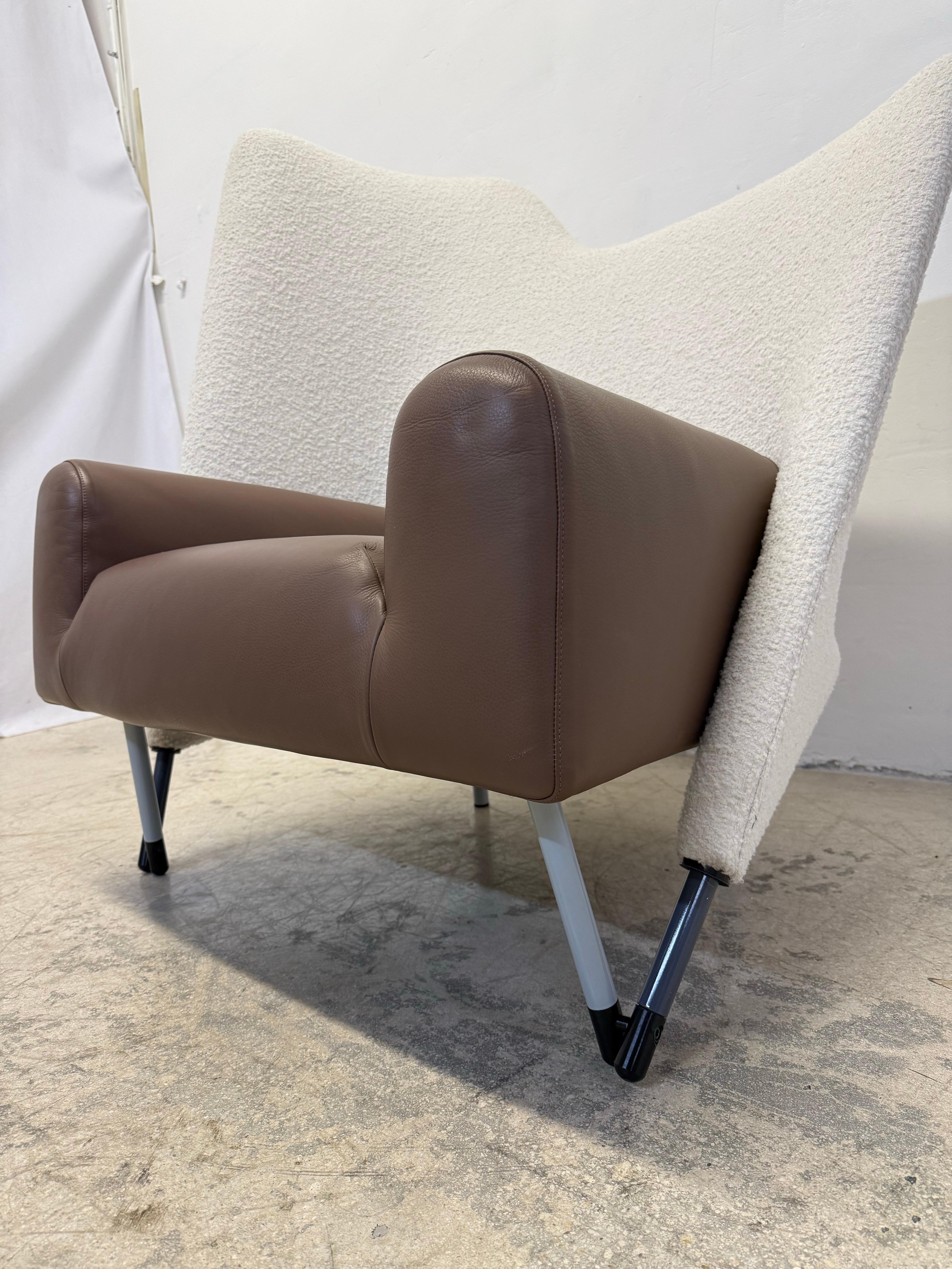 Paolo Deganello “Torso” Leather and Boucle Lounge Arm Chairs for Cassina - Pair For Sale 12