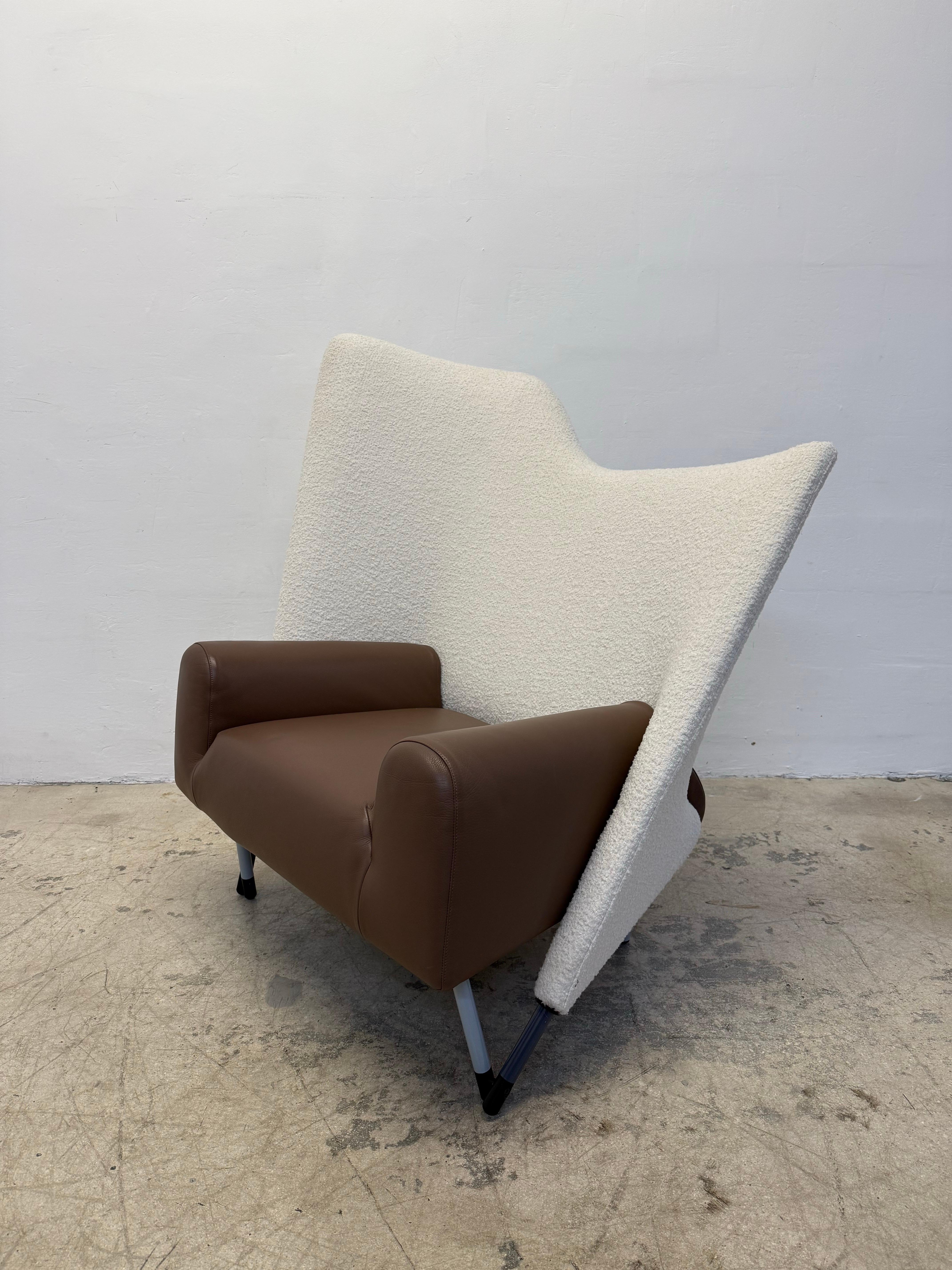 Paolo Deganello “Torso” Leather and Boucle Lounge Arm Chairs for Cassina - Pair For Sale 2