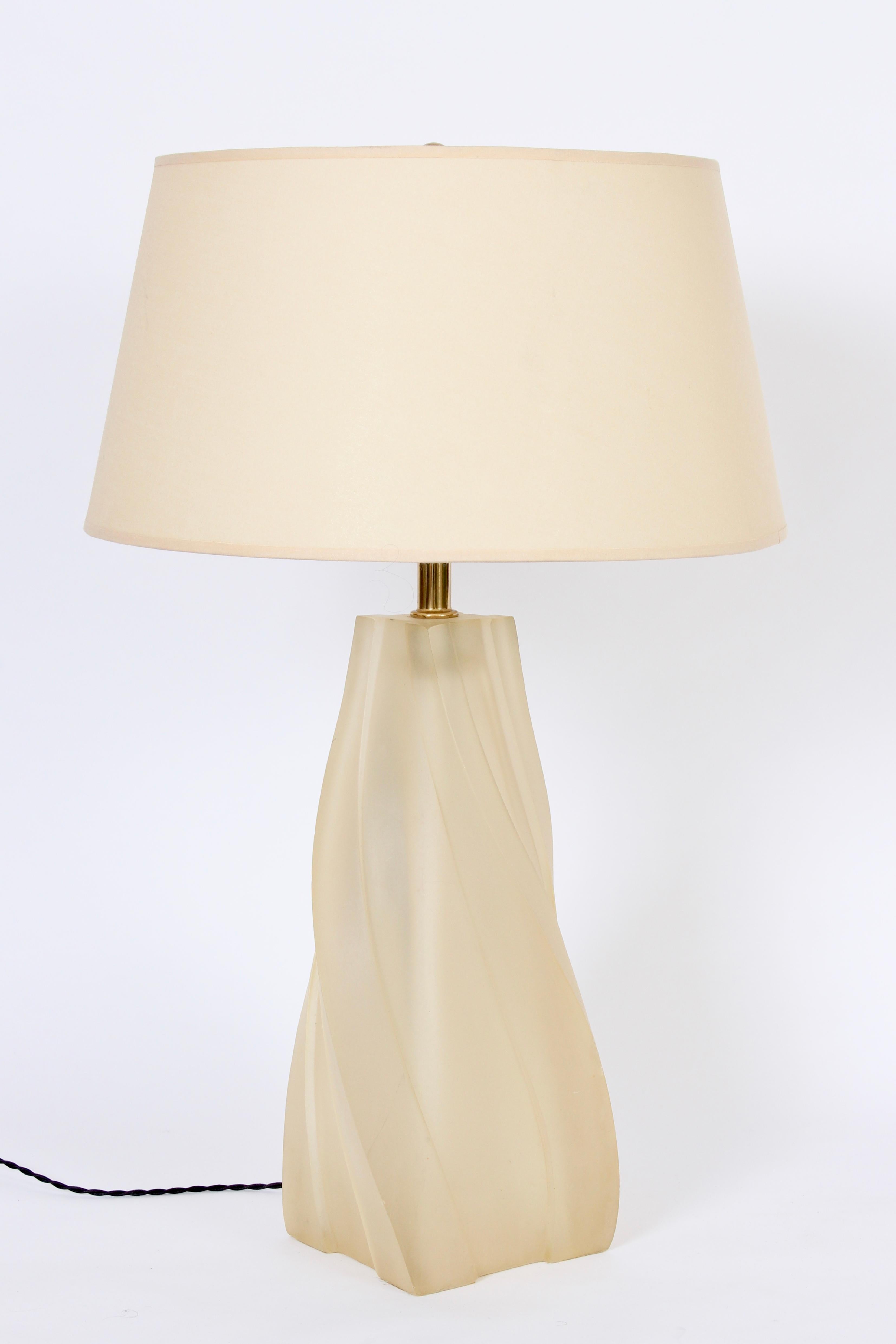 Paolo Gucci Organic Modern Translucent Cream Cast Resin Table Lamp, 1970's For Sale 4