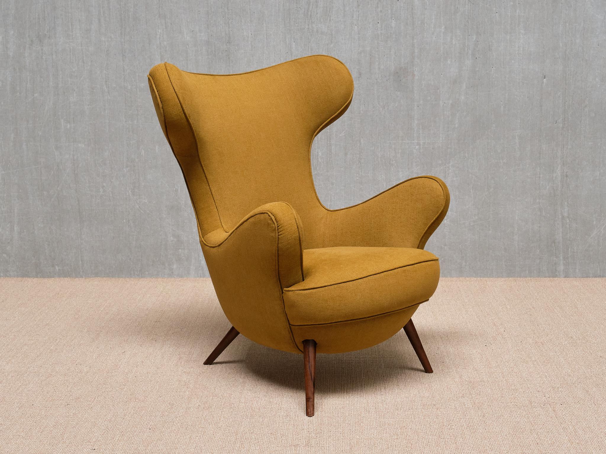 Mid-Century Modern Paolo Malchiodi Wingback Chair in Yellow Ochre Fabric and Walnut, Italy, 1940s For Sale