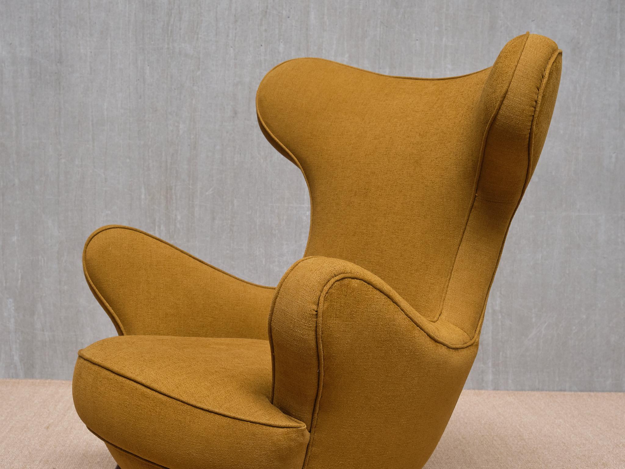 Italian Paolo Malchiodi Wingback Chair in Yellow Ochre Fabric and Walnut, Italy, 1940s For Sale