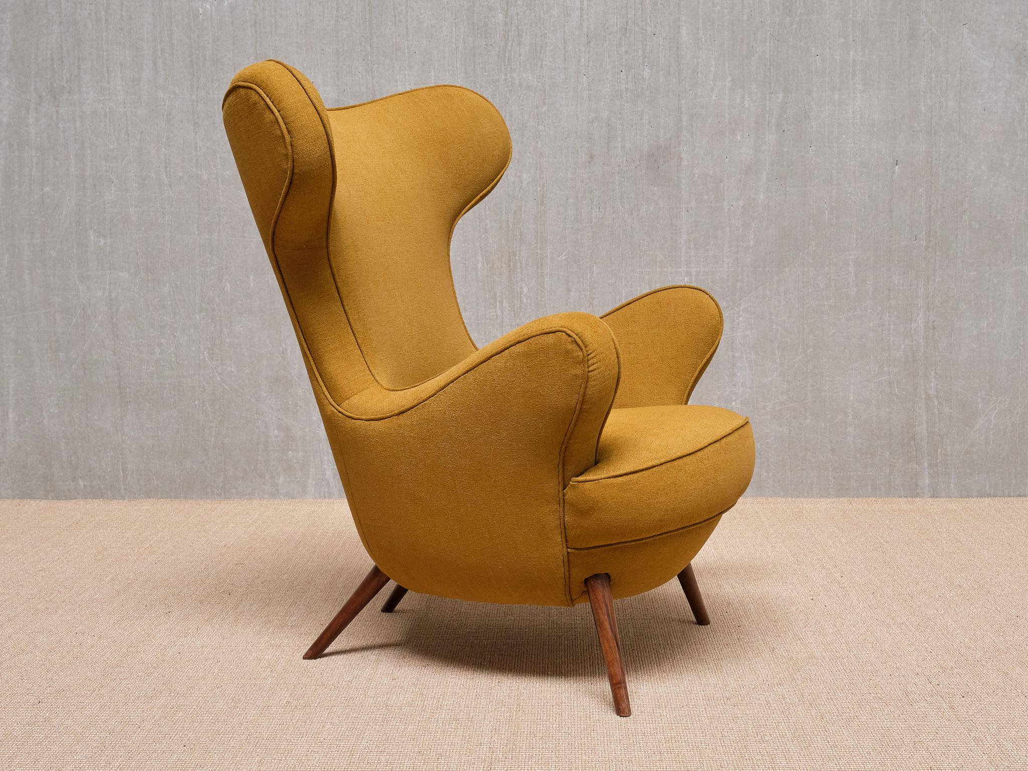 Paolo Malchiodi Wingback Chair in Yellow Ochre Fabric and Walnut, Italy, 1940s For Sale 2