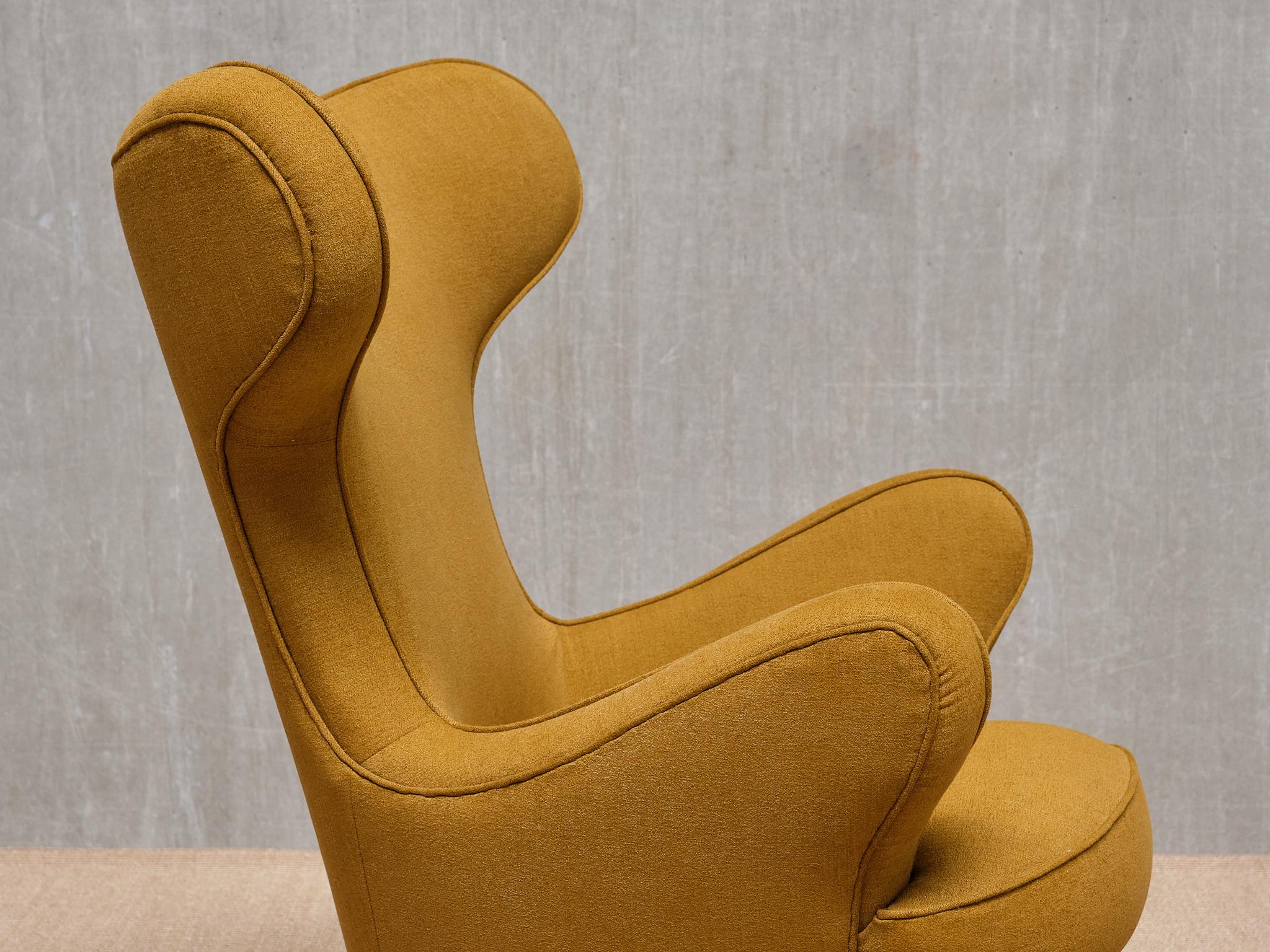Paolo Malchiodi Wingback Chair in Yellow Ochre Fabric and Walnut, Italy, 1940s For Sale 3