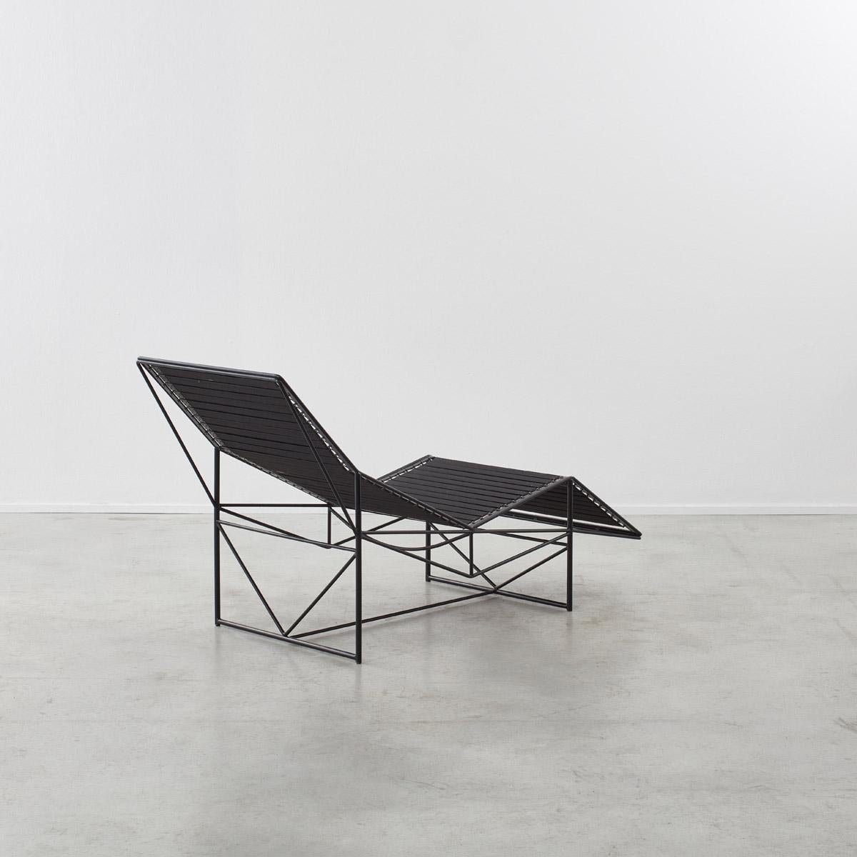 Paolo Passerini chaise lounge for Uvet, Italy, 1984 For Sale 4