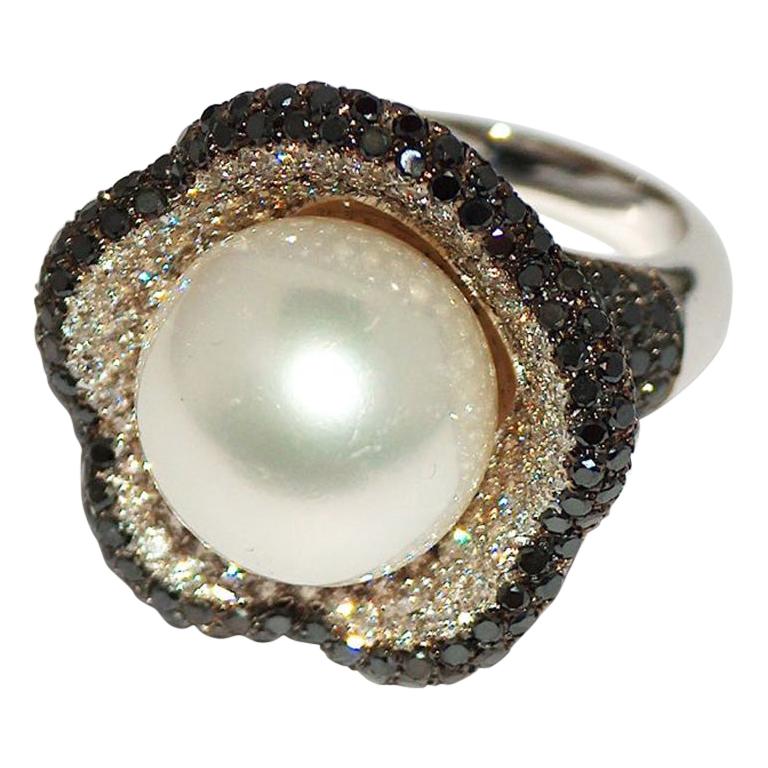 Paolo Piovan White and Black Diamonds, South Sea Pearl 18 Karat White Gold Ring For Sale