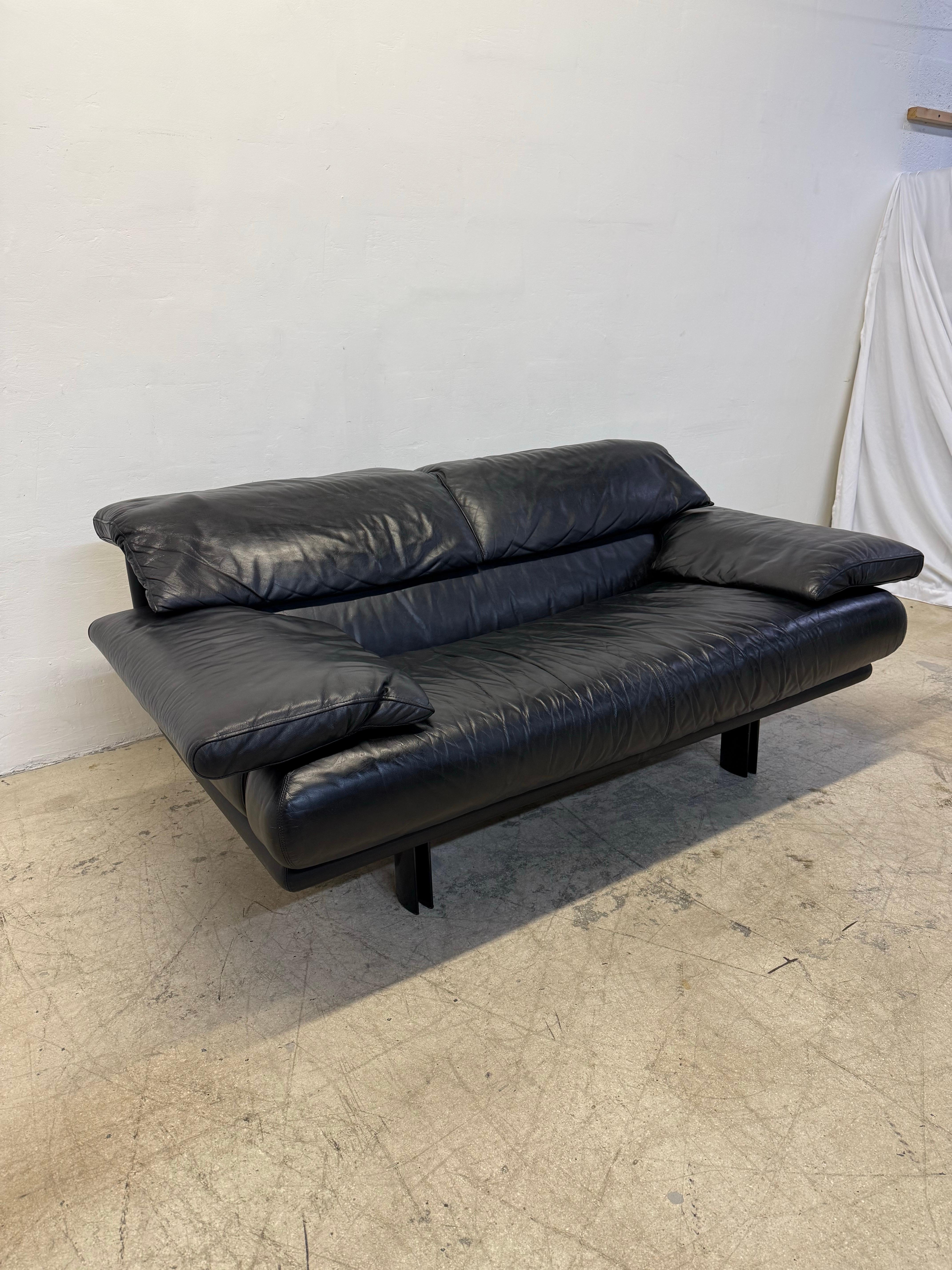 Italian Paolo Piva “Alanda” Adjustable Black Leather Loveseat Sofa for B&b Italia, 1980s