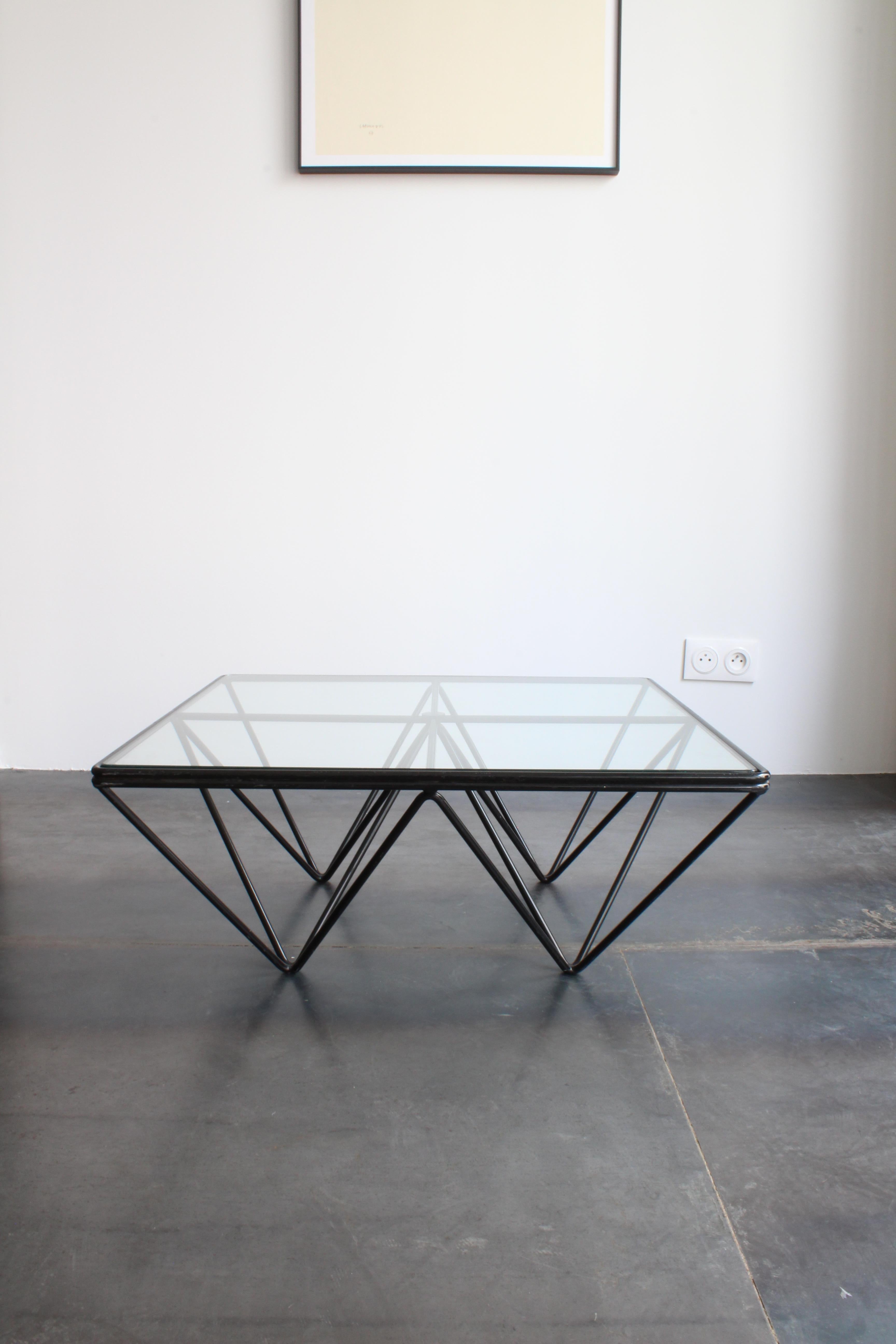 Paolo Piva, Couchtisch „Alanda“, 1980er-Jahre (Moderne der Mitte des Jahrhunderts) im Angebot