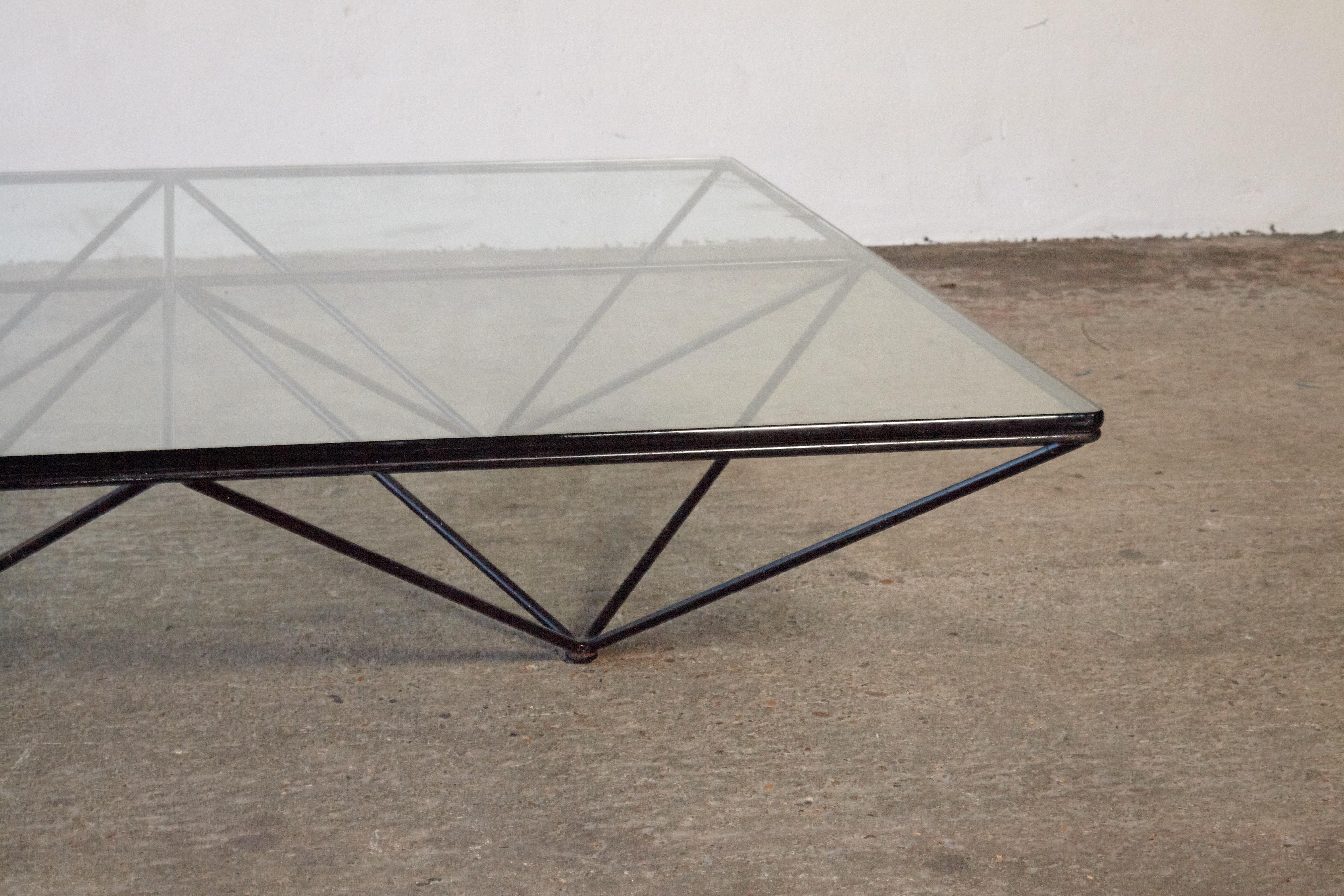 Paolo Piva Alanda Geometric Glass Coffee Table for B&B Italia, 1980s, Italy 2