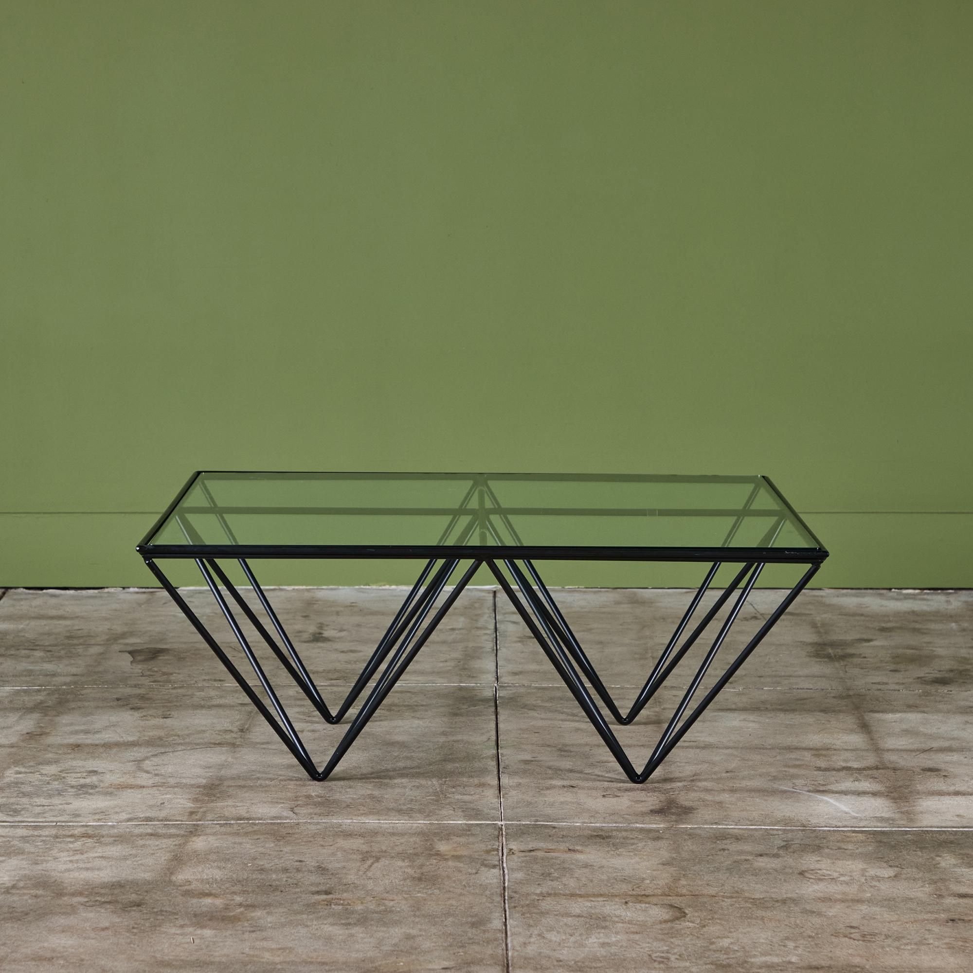 Paolo Piva Alanda Square Glass Coffee Table for B&B Italia In Good Condition In Los Angeles, CA