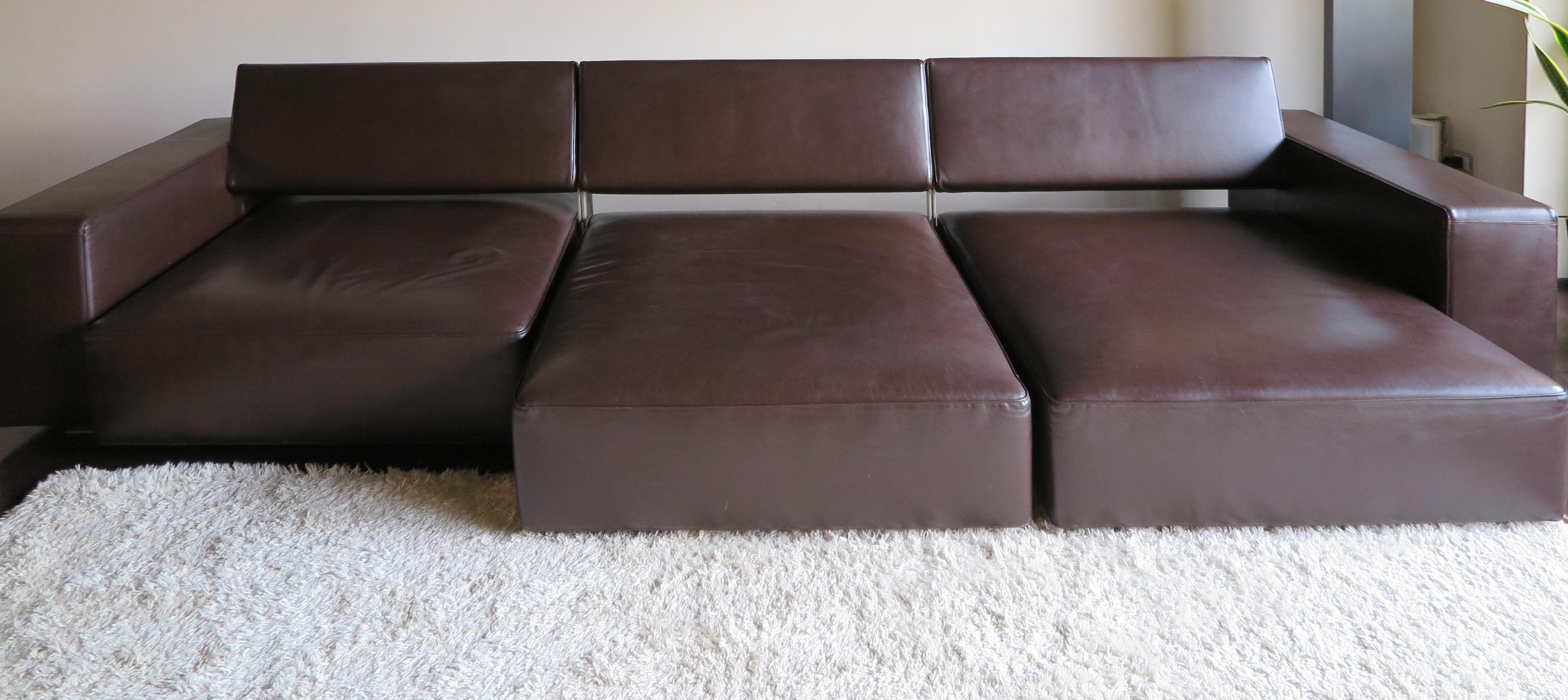 Italian modern leather sofa model Andy designed by Paolo Piva for B&B Italia in 2002.

Internal frame: Tubular steel and steel sections
Internal frame: upholstery Bayfit (Bayer) flexible cold shaped polyurethane foam, polyester fibre