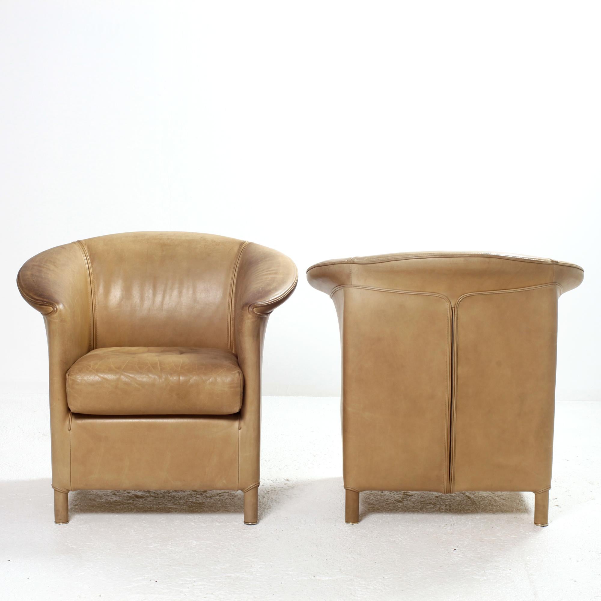 Late 20th Century Paolo Piva Pair of Leather Cocktail Armchair Model Aura for Wittmann 1980s For Sale