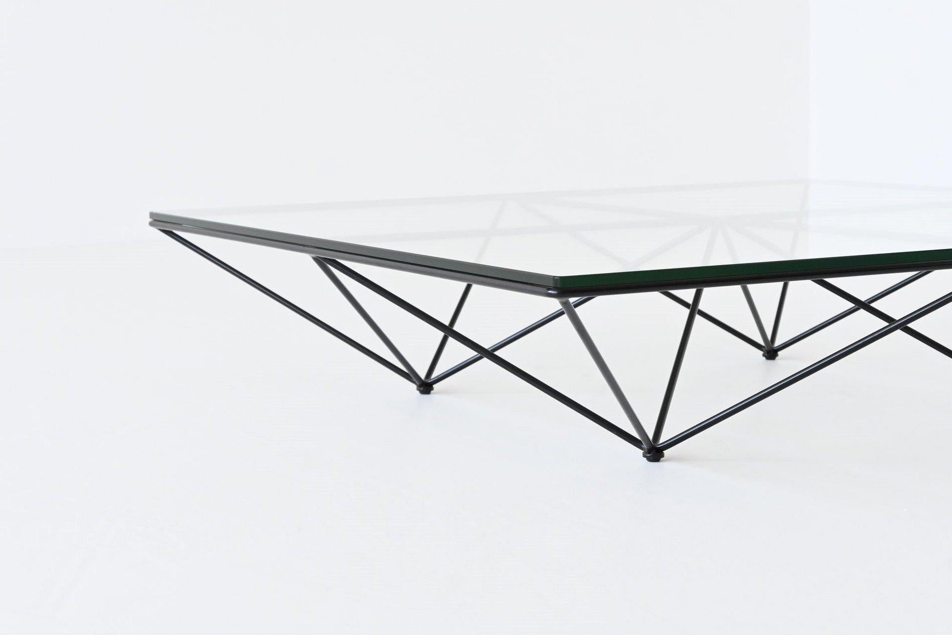 Mesa de centro Alanda modelo cuadrado Paolo Piva B&B Italia Italia 1982 7