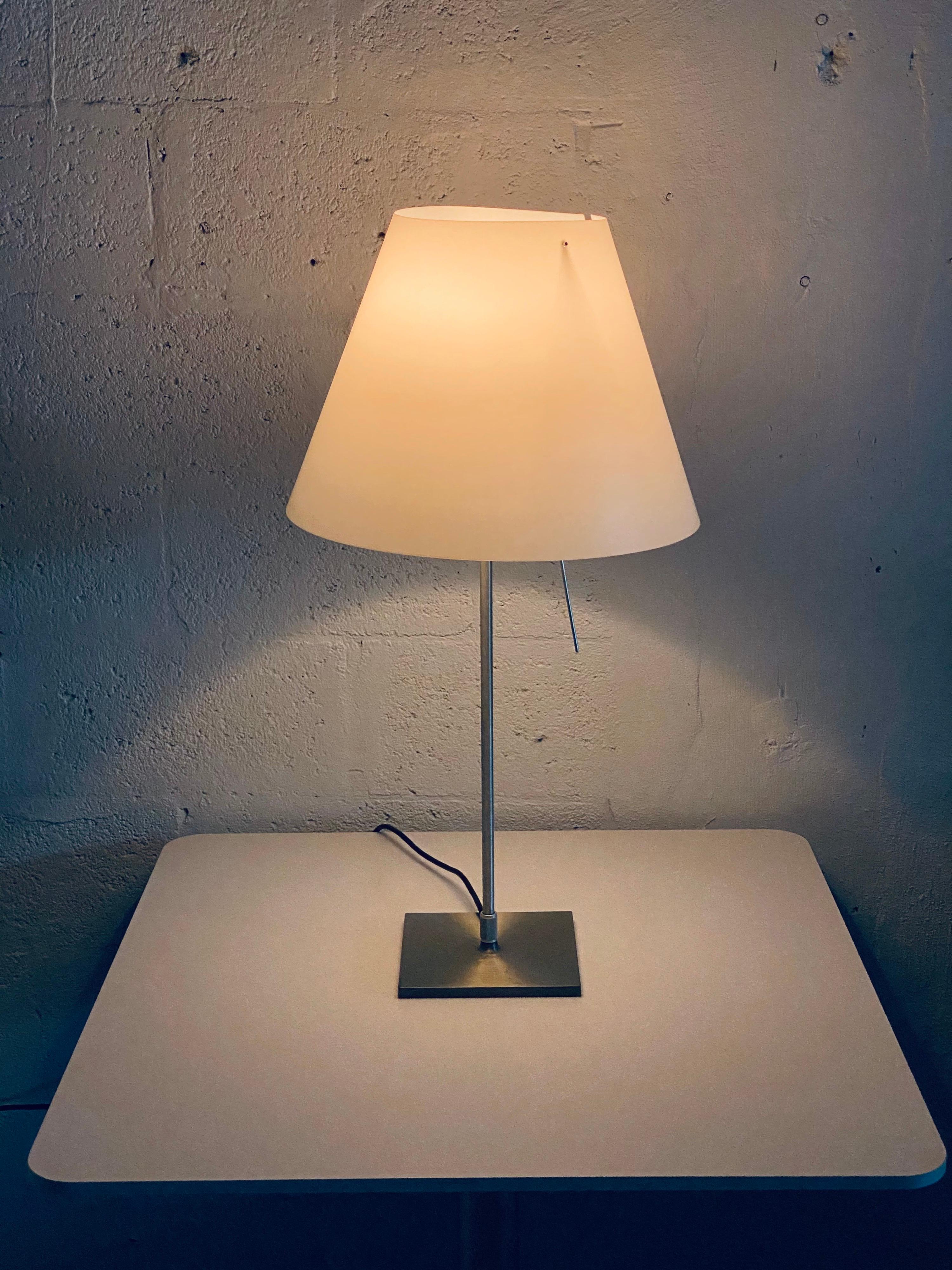 Paolo Rizzatto Costanza D13 Table or Desk Lamp for Luceplan For Sale 2